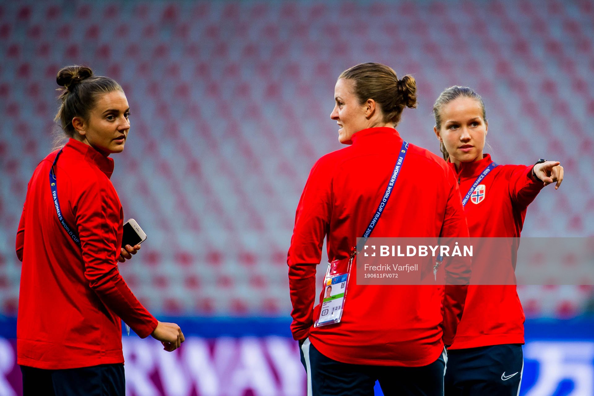 Vilde Bøe Risa, Isabell Lehn Herlovsen and Guro Reiten of