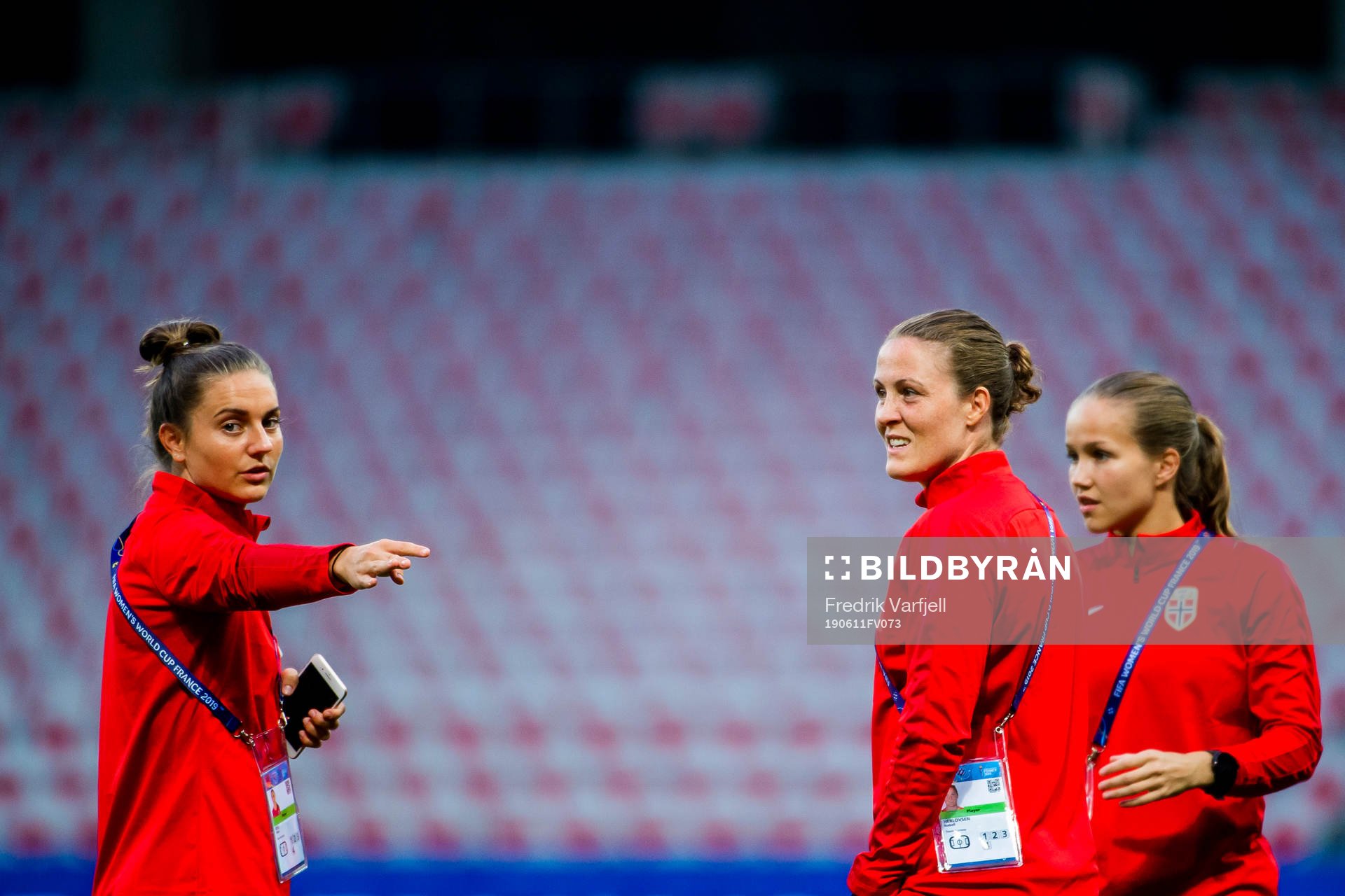 Vilde Bøe Risa, Isabell Lehn Herlovsen and Guro Reiten of
