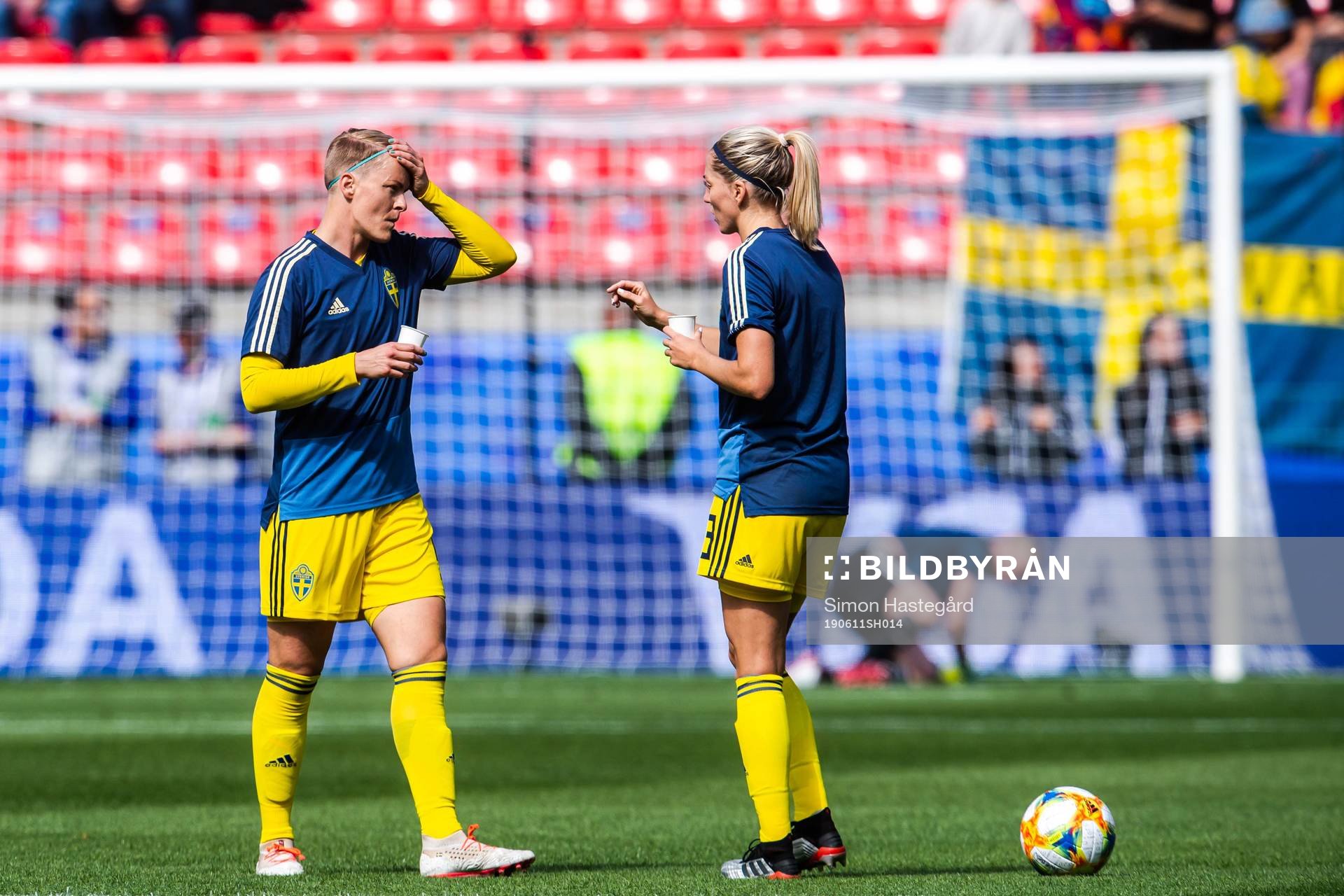 Nilla Fischer and Linda Sembrant of Sweden