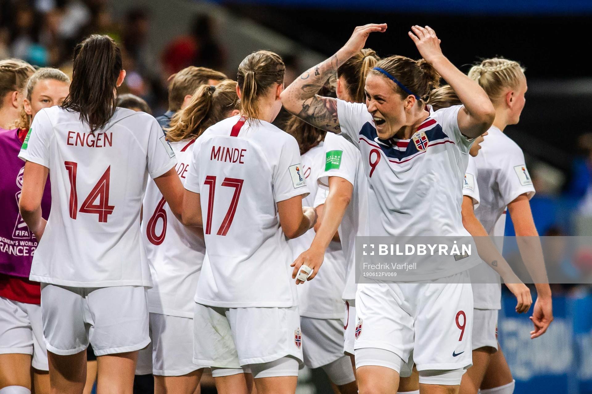 Isabell Lehn Herlovsen of Norway celebrate with teammates