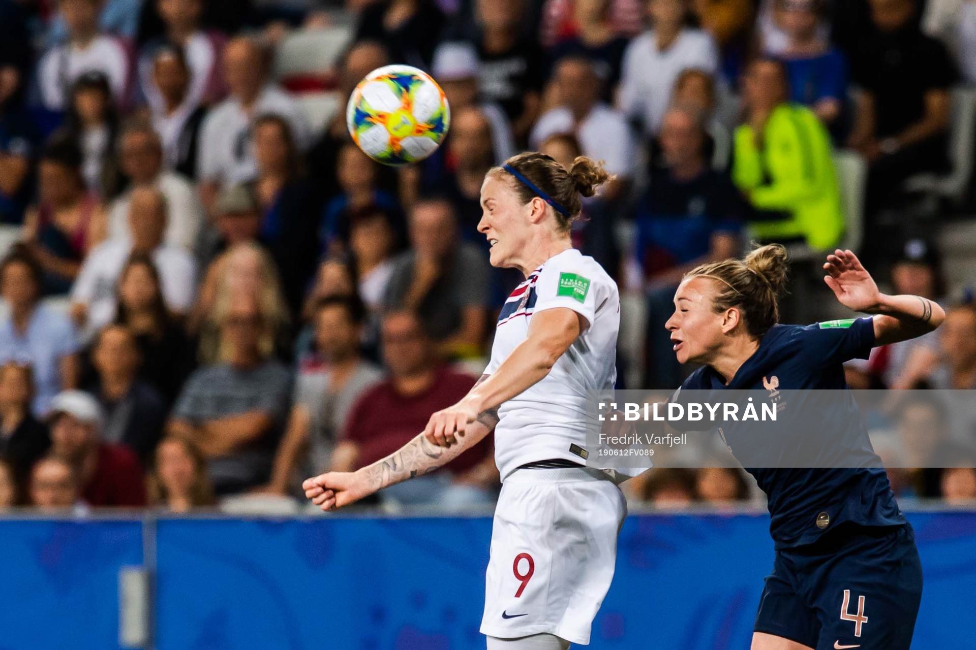 Isabell Lehn Herlovsen of Norway and Marion Torrent of