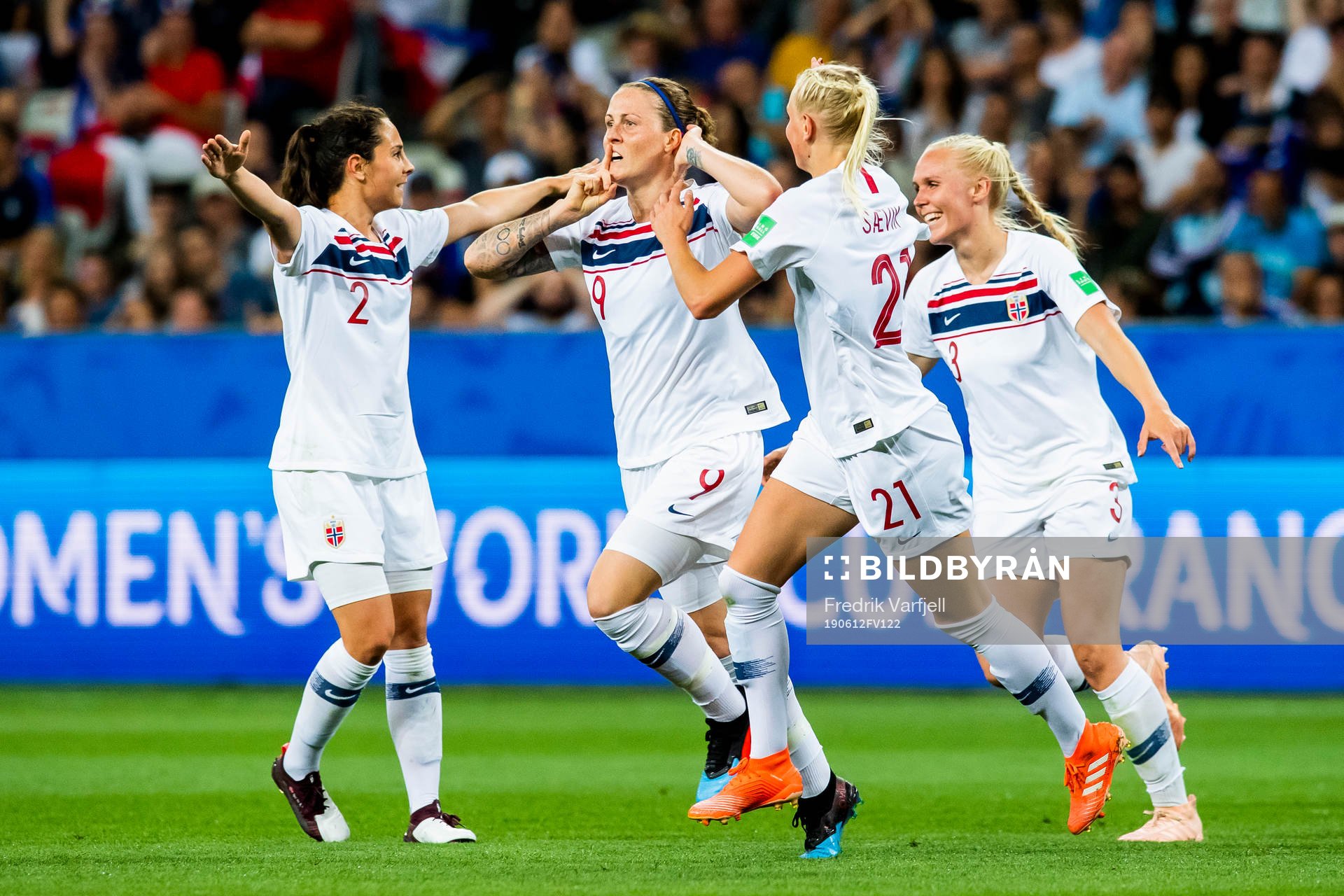 Isabell Lehn Herlovsen of Norway celebrates with Ingrid Moe