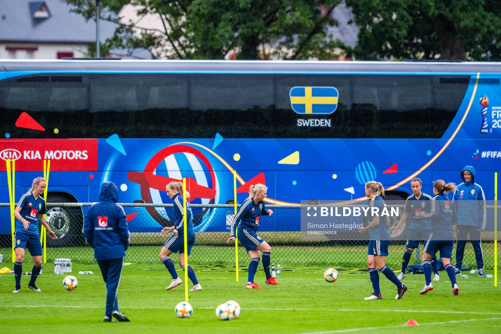 Players of Sweden training session