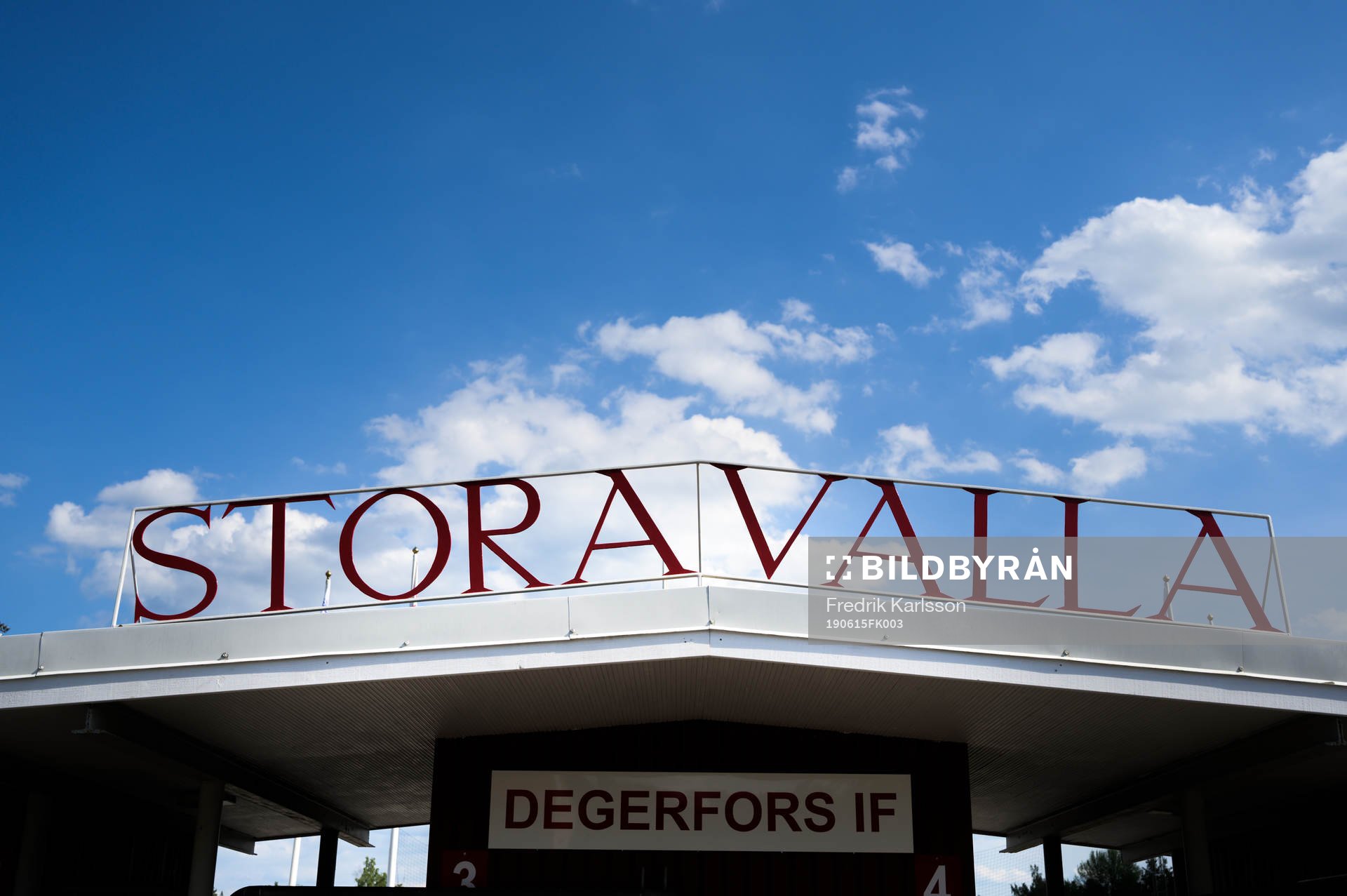 Exteriör av Stora Valla i Degerfors