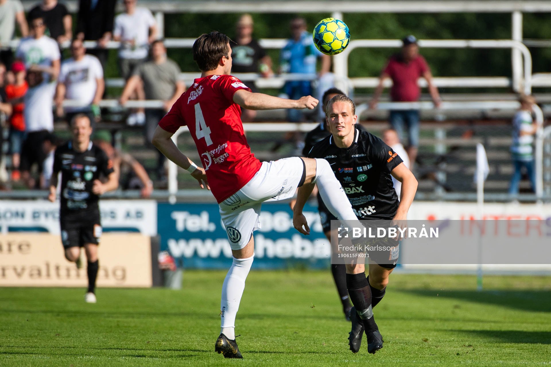 Degerfors Daniel Janevski och Västerås Douglas Karlberg