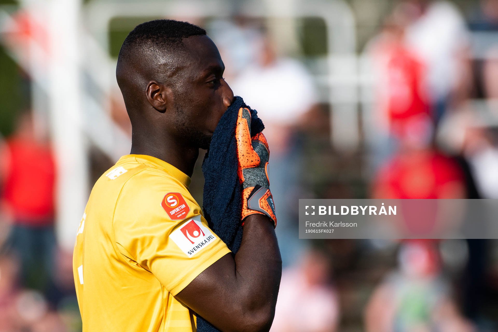 Degerfors målvakt Ismael Diawara deppar