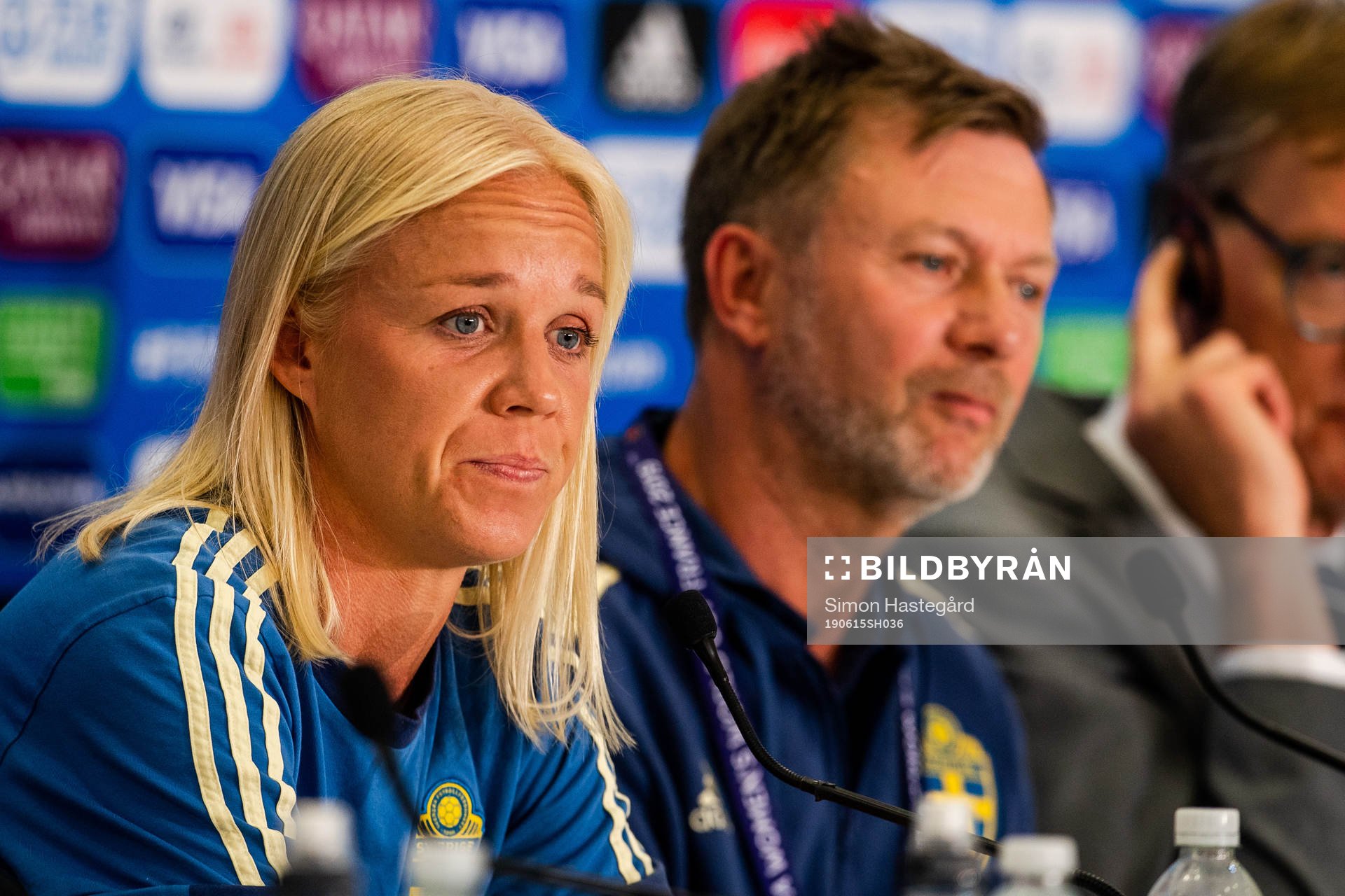 Caroline Seger and Peter Gerhardsson, Head coach of Sweden