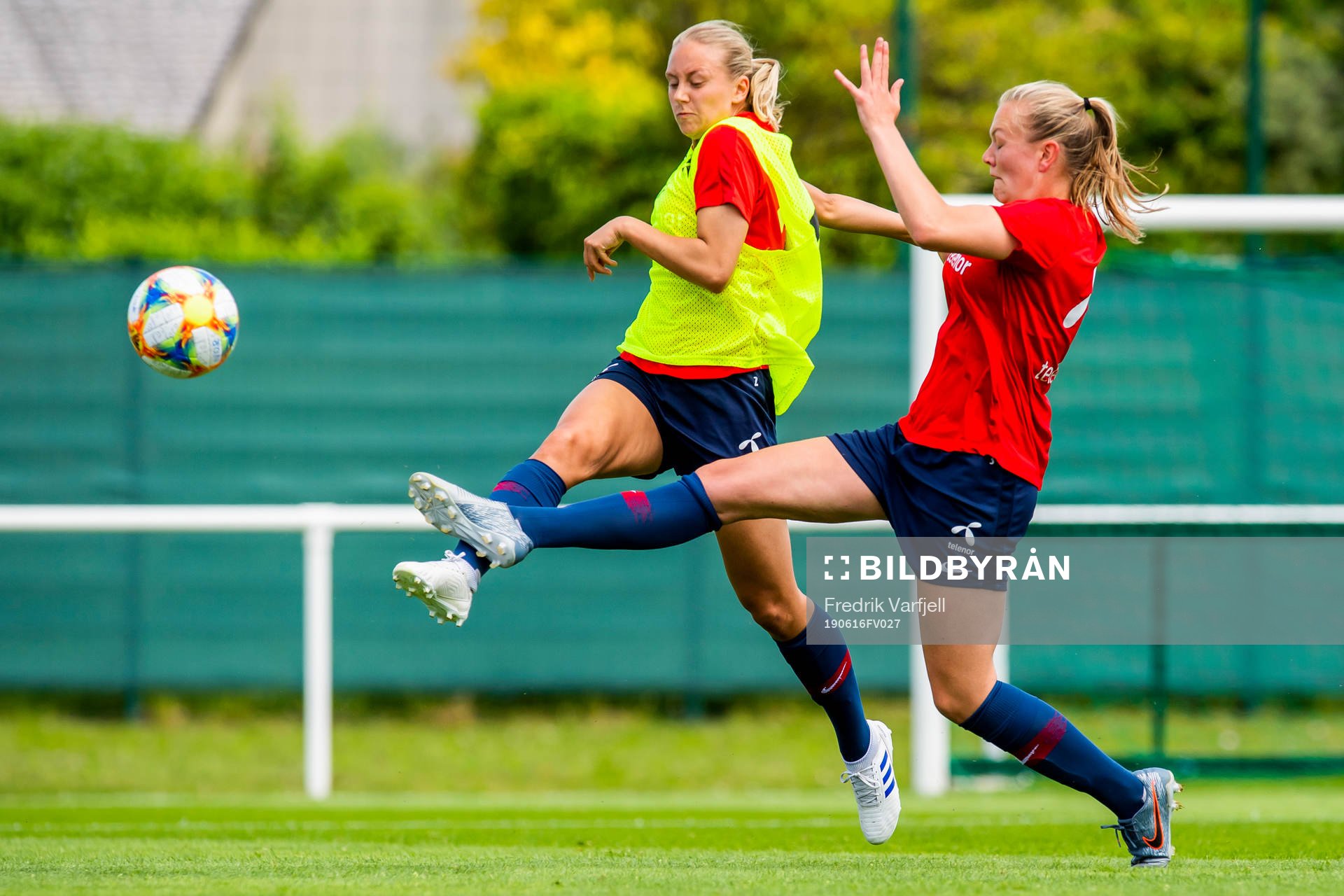 Lisa Naalsund and Frida Leonhardsen Maanum of Norway