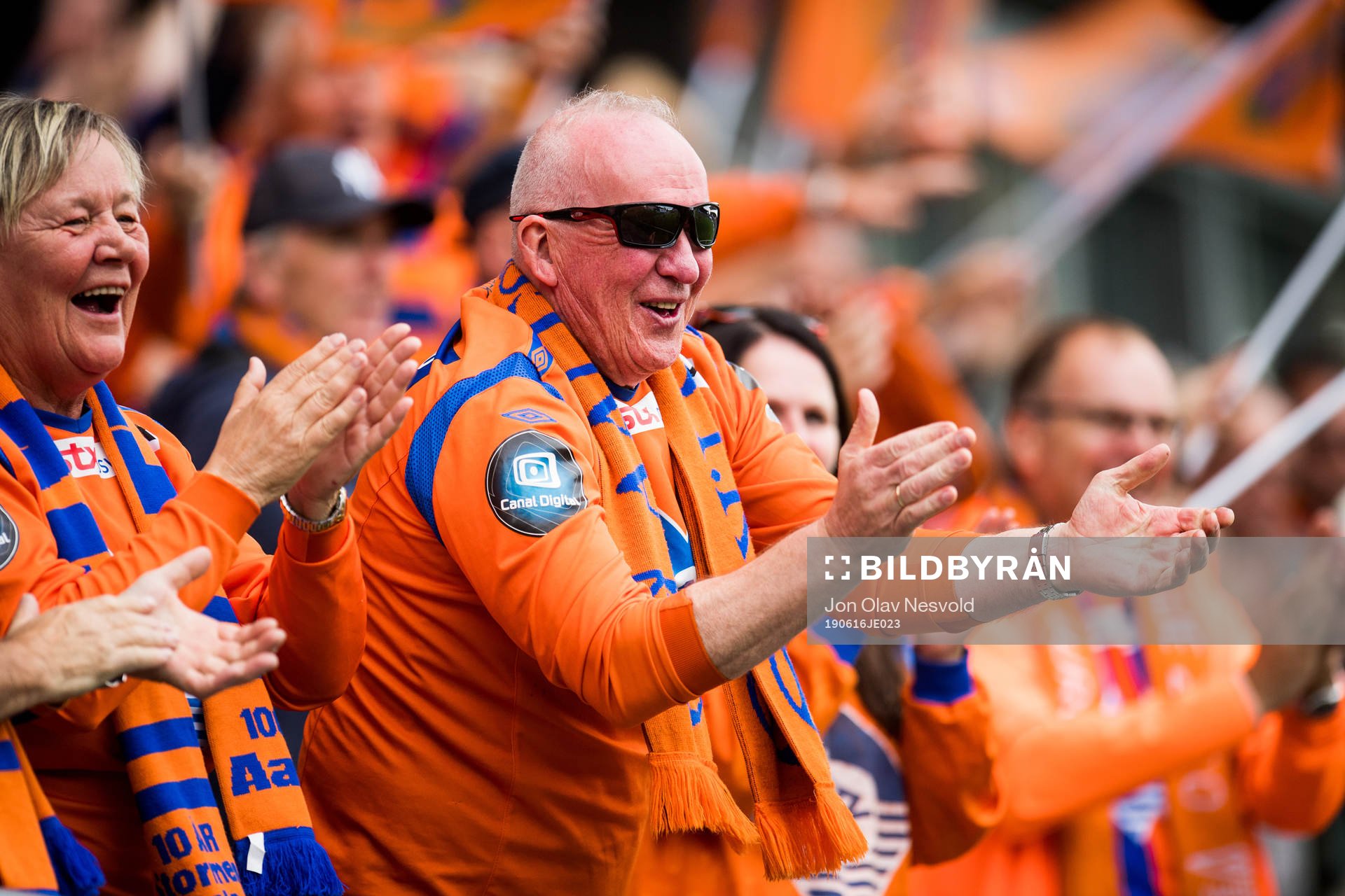 Supporters of Aalesund celebrate the 0-1 goal