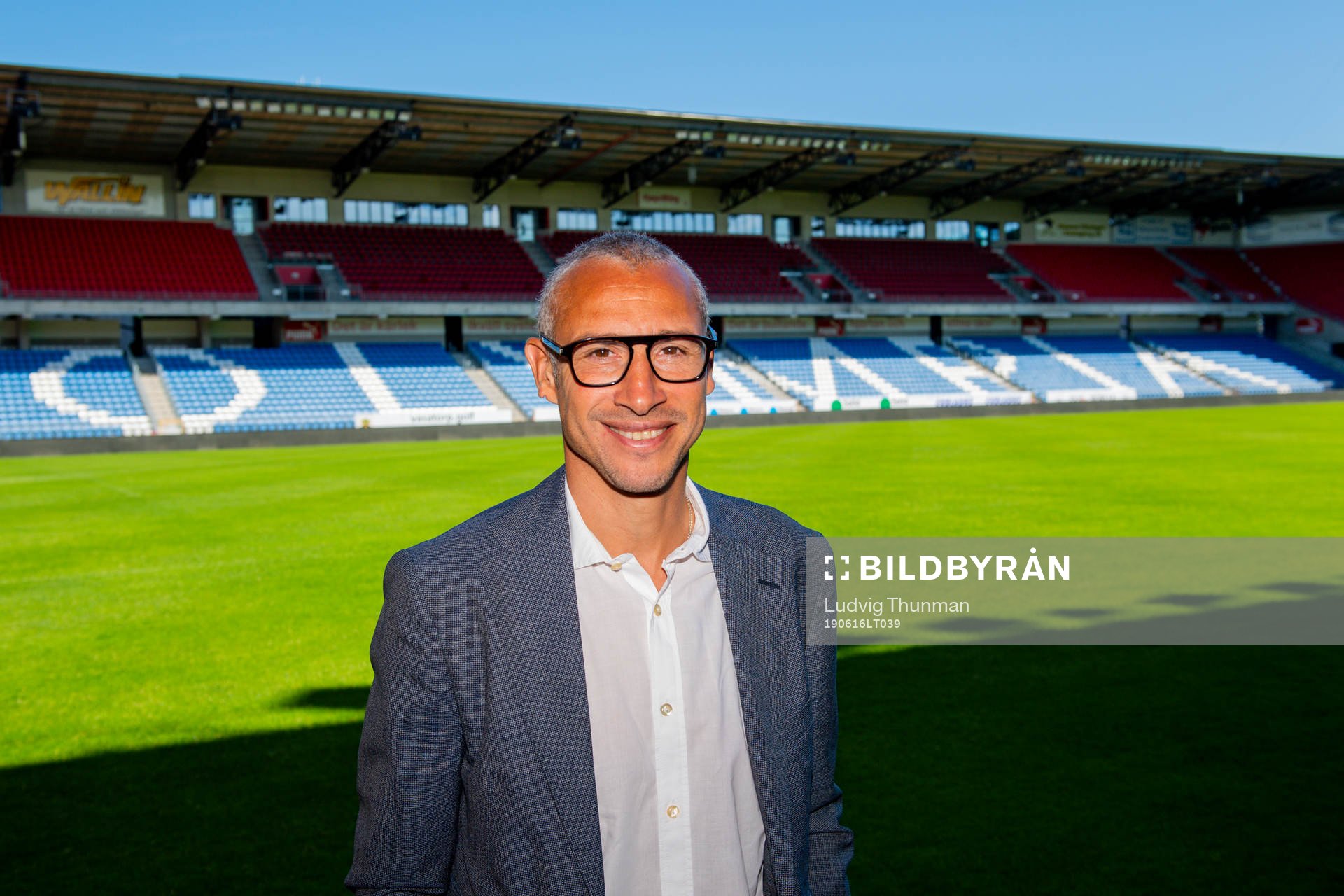 Henrik Larsson poserar för ett porträtt efter en presskonferens där han presenterats som ny tränare för Helsingborg den 16 juni 2019 i Helsingborg.