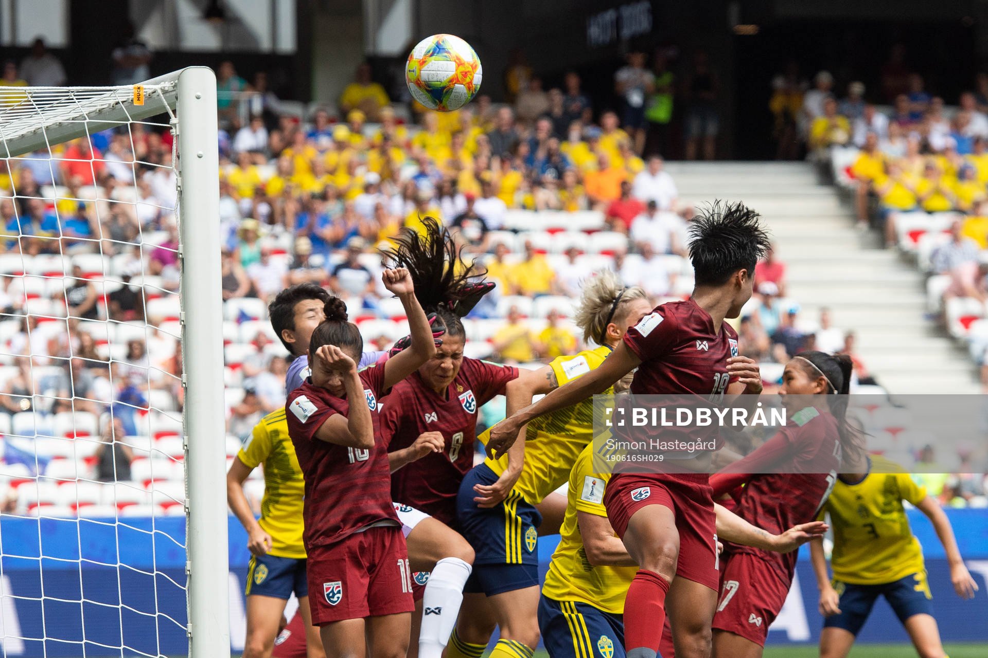 Sunisa Srangthaisong and Suchawadee Nildhamrong of Thailand
