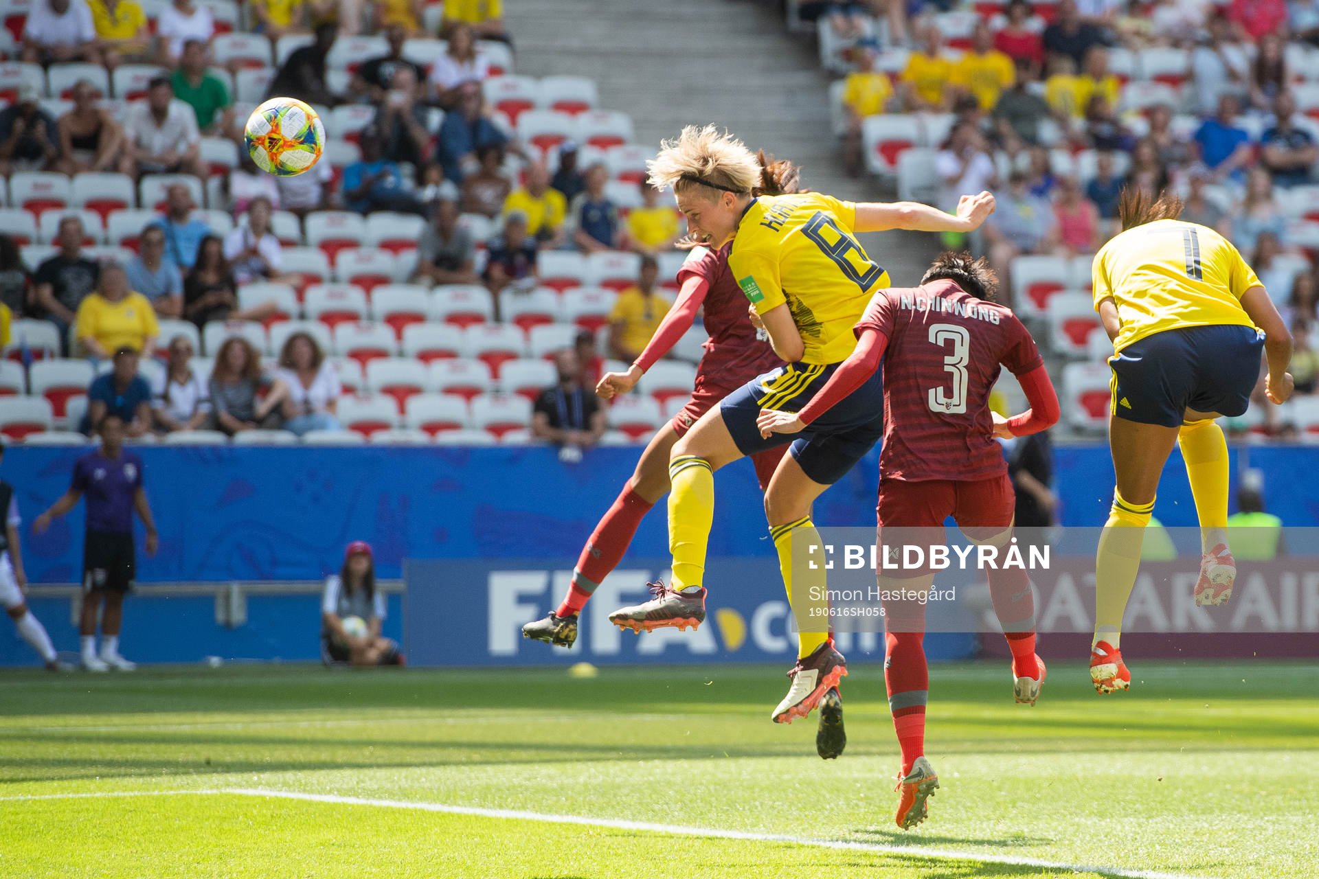 Lina Hurtig of Sweden with a header