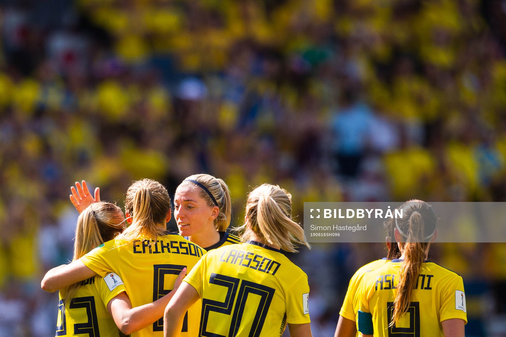 Elin Rubensson of Sweden celebrate with team mates after scoring 5-1 on a penalty during the FIFA Women's World Cup match between Sweden and Thailand on June 16, 2019 in Nice.