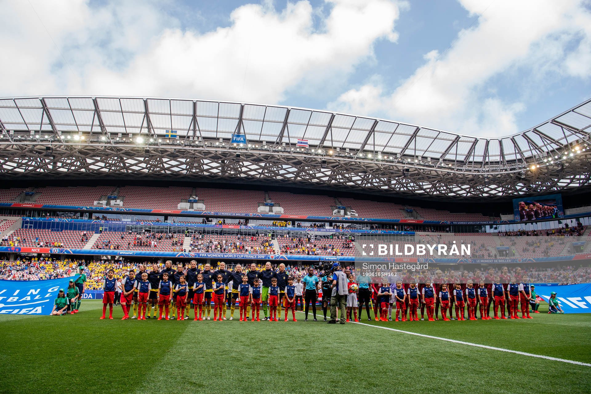 Players of Sweden and of Thailand ahead of the FIFA Women's World Cup match between Sweden and Thailand on June 16, 2019 in Nice.