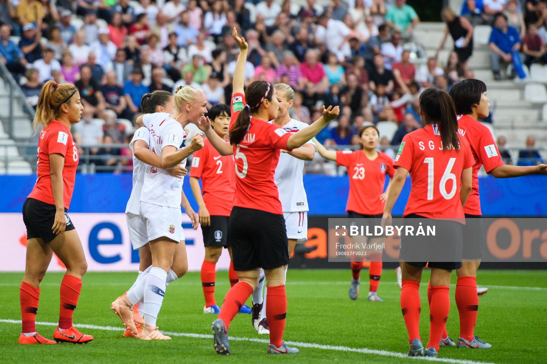 Maria Thorisdottir of Norway celebrate