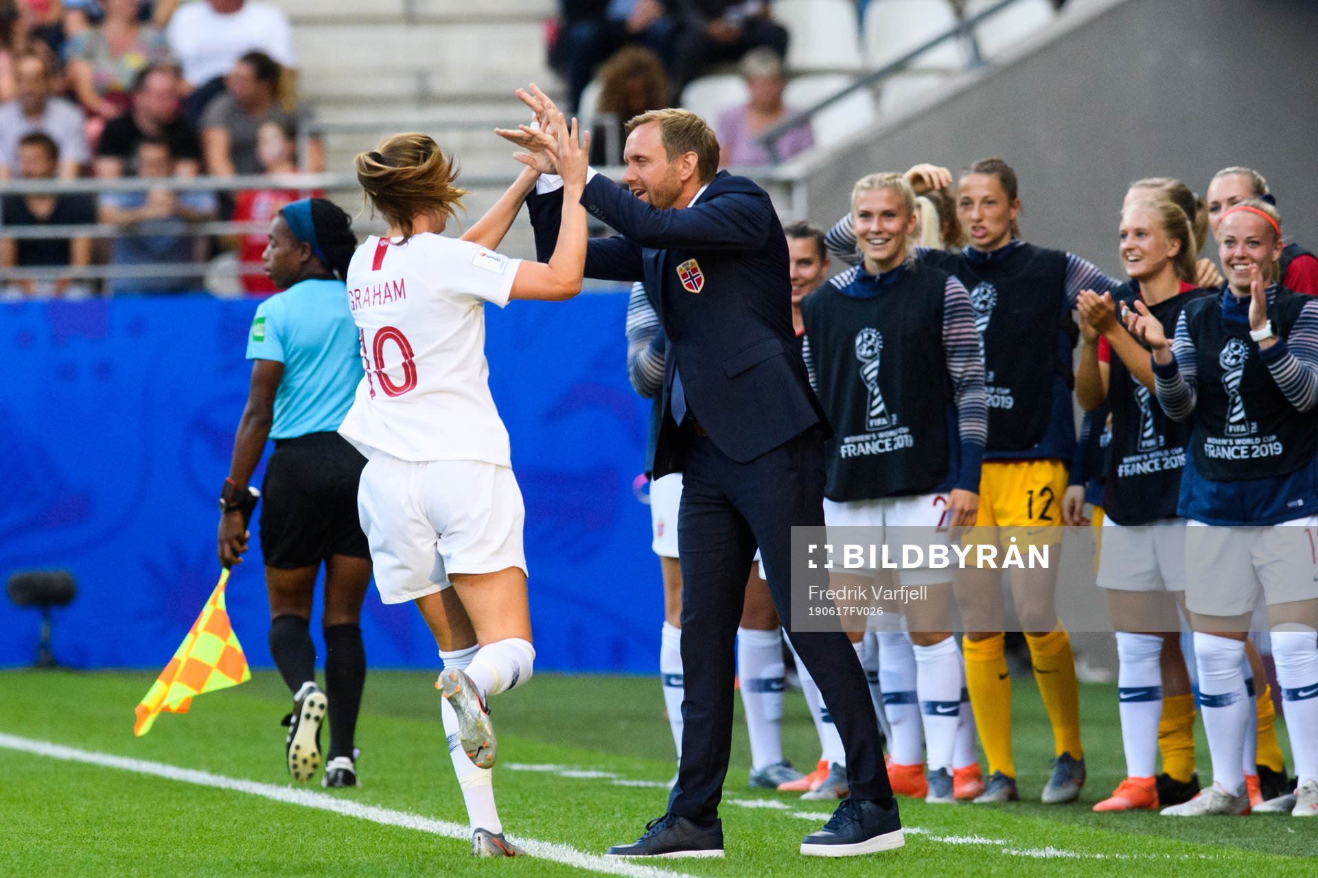 Caroline Graham Hansen of Norway celebrate with Martin