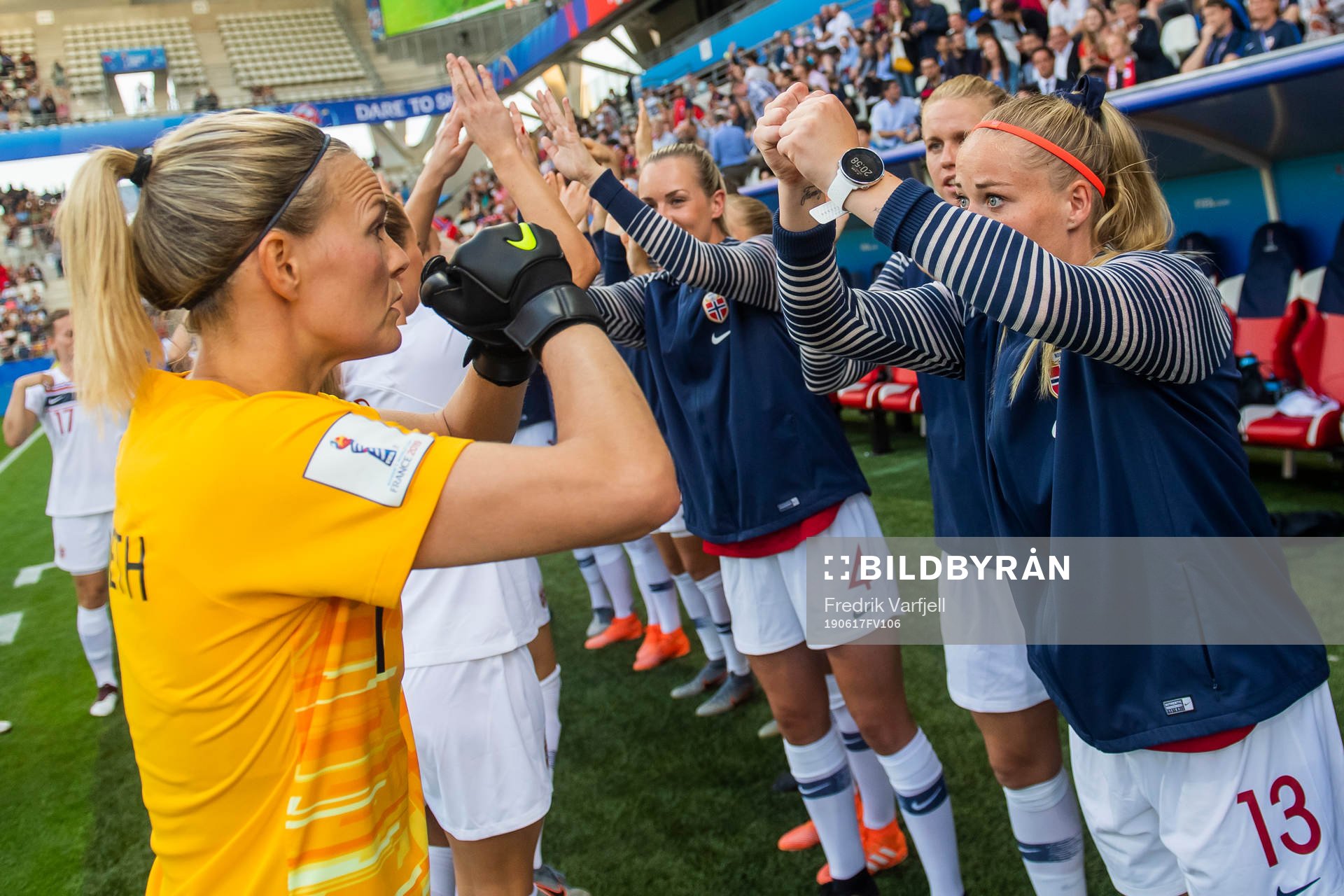 Goalkeeper Ingrid Hjelmseth and Therese Sessy Åsland of