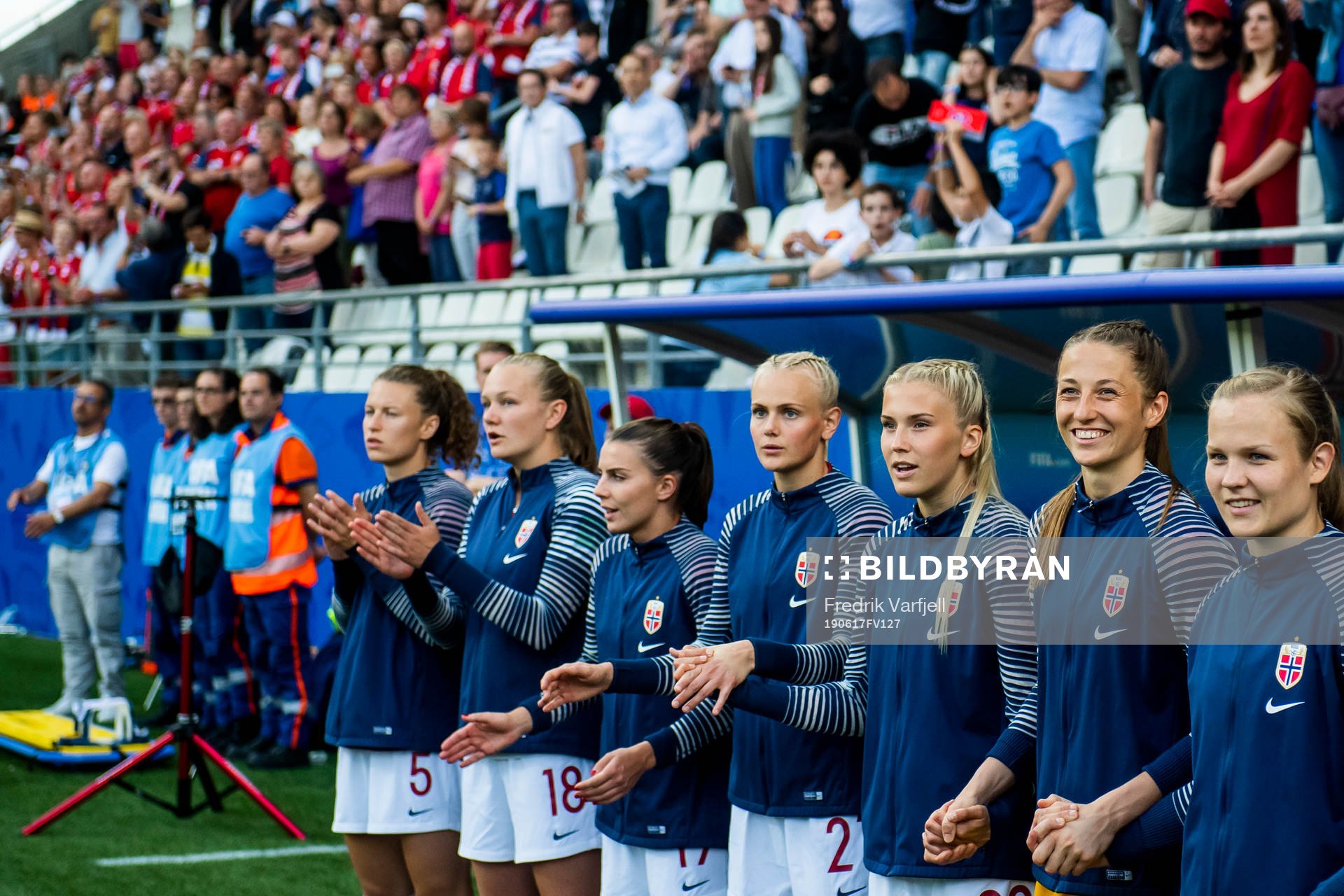 Synne Skinnes Hansen, Frida Leonhardsen Maanum, Cecilie