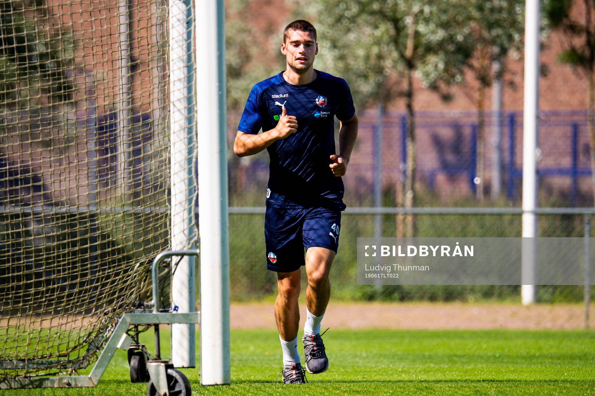 Mattias Almeida kör rehab