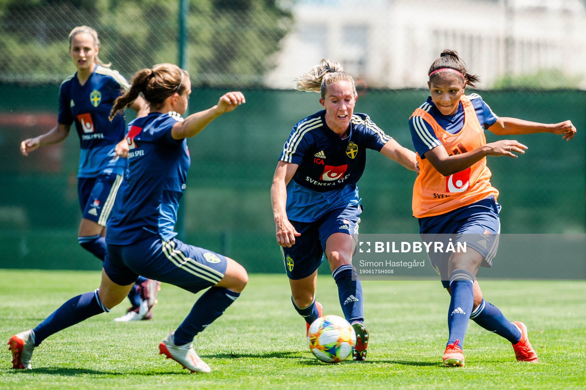 Julia Zigiotti Olme , Julia Roddar and Madelen Janogy of