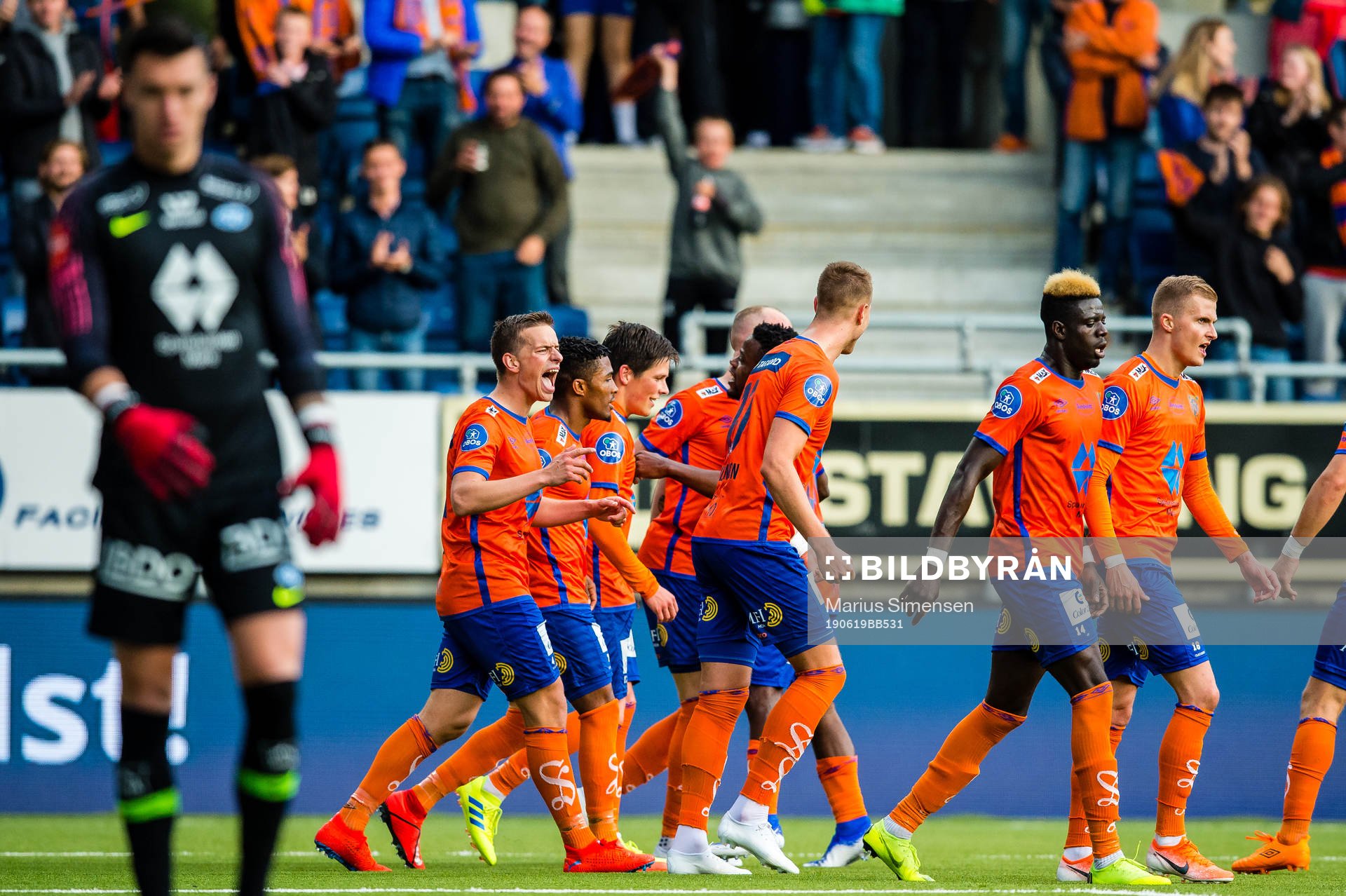 Aron Elis Thrandarson of Aalesund celebrates
