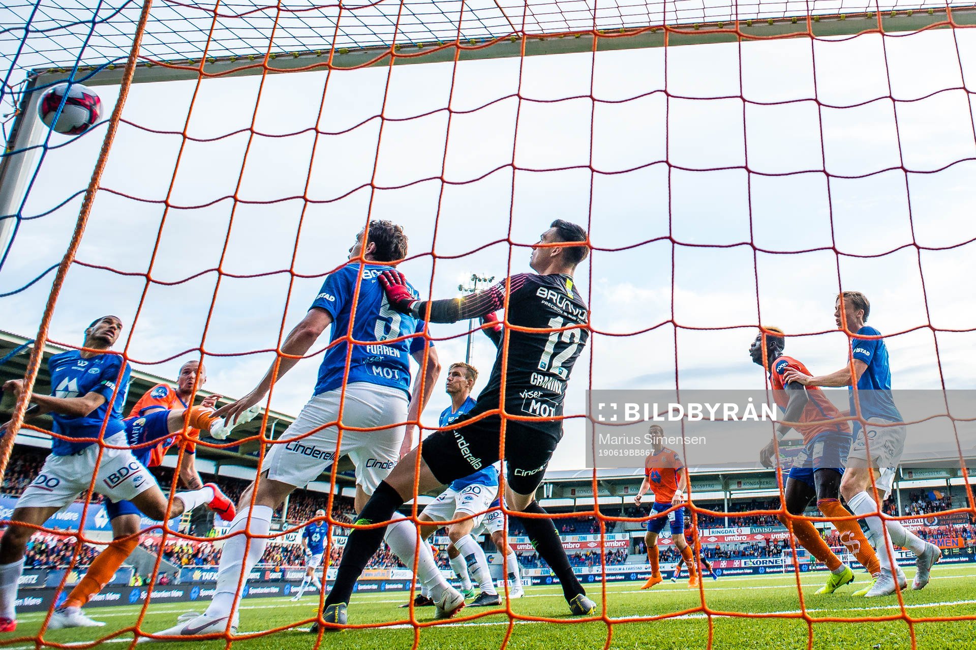 Aron Elis Thrandarson of Aalesund scores the 4-0 goal