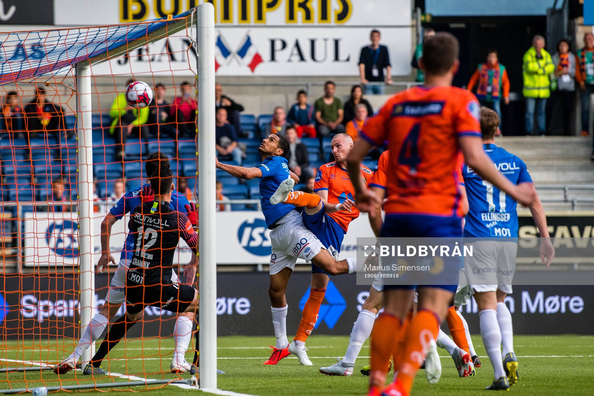 Aron Elis Thrandarson of Aalesund scores the 4-0 goal