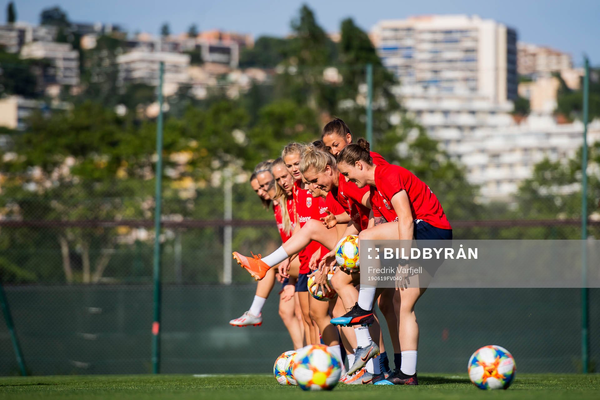 Elise Hove Thorsnes and Isabell Lehn Herlovsen of Norway