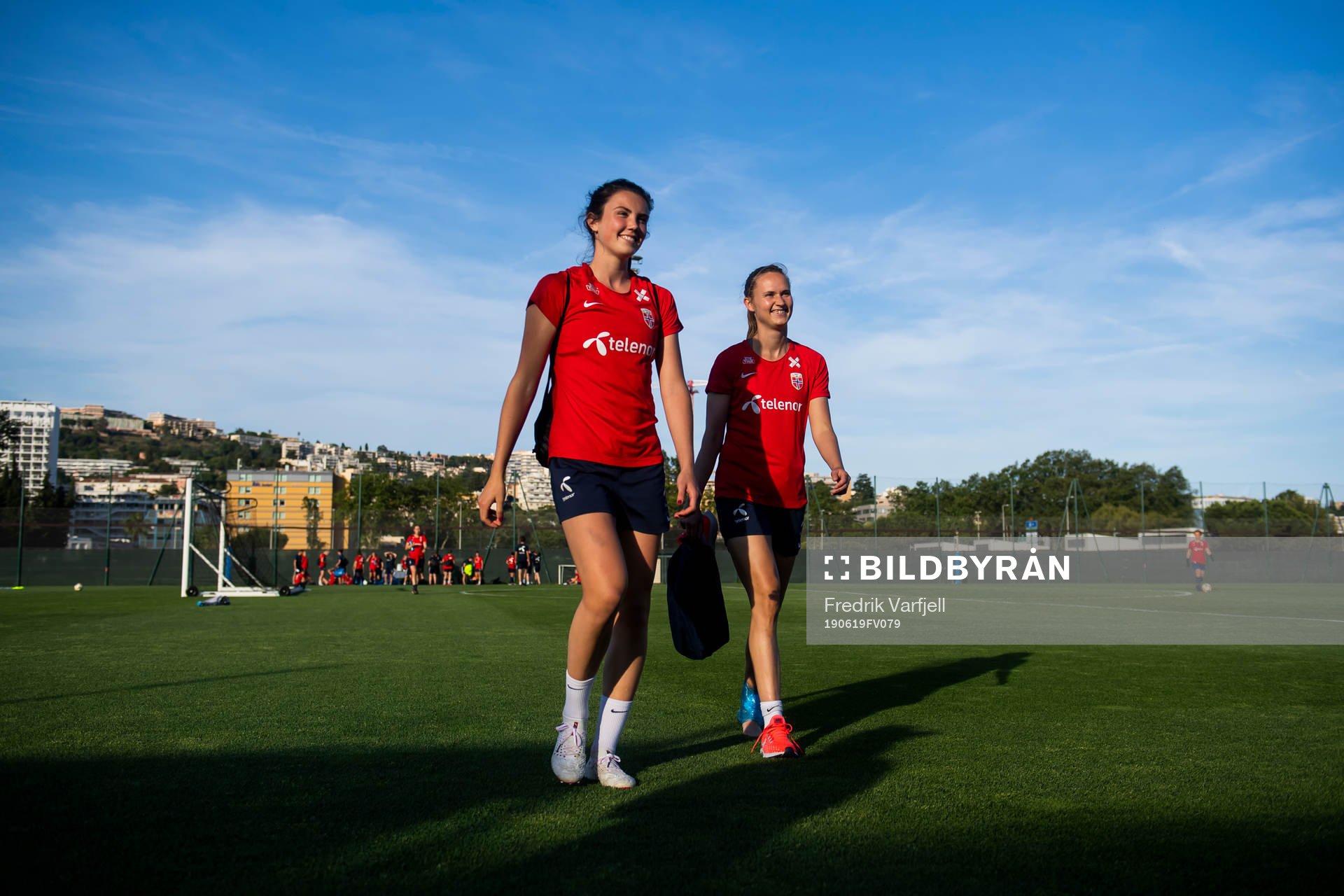 Ingrid Syrstad Engen and Caroline Graham Hansen of Norway