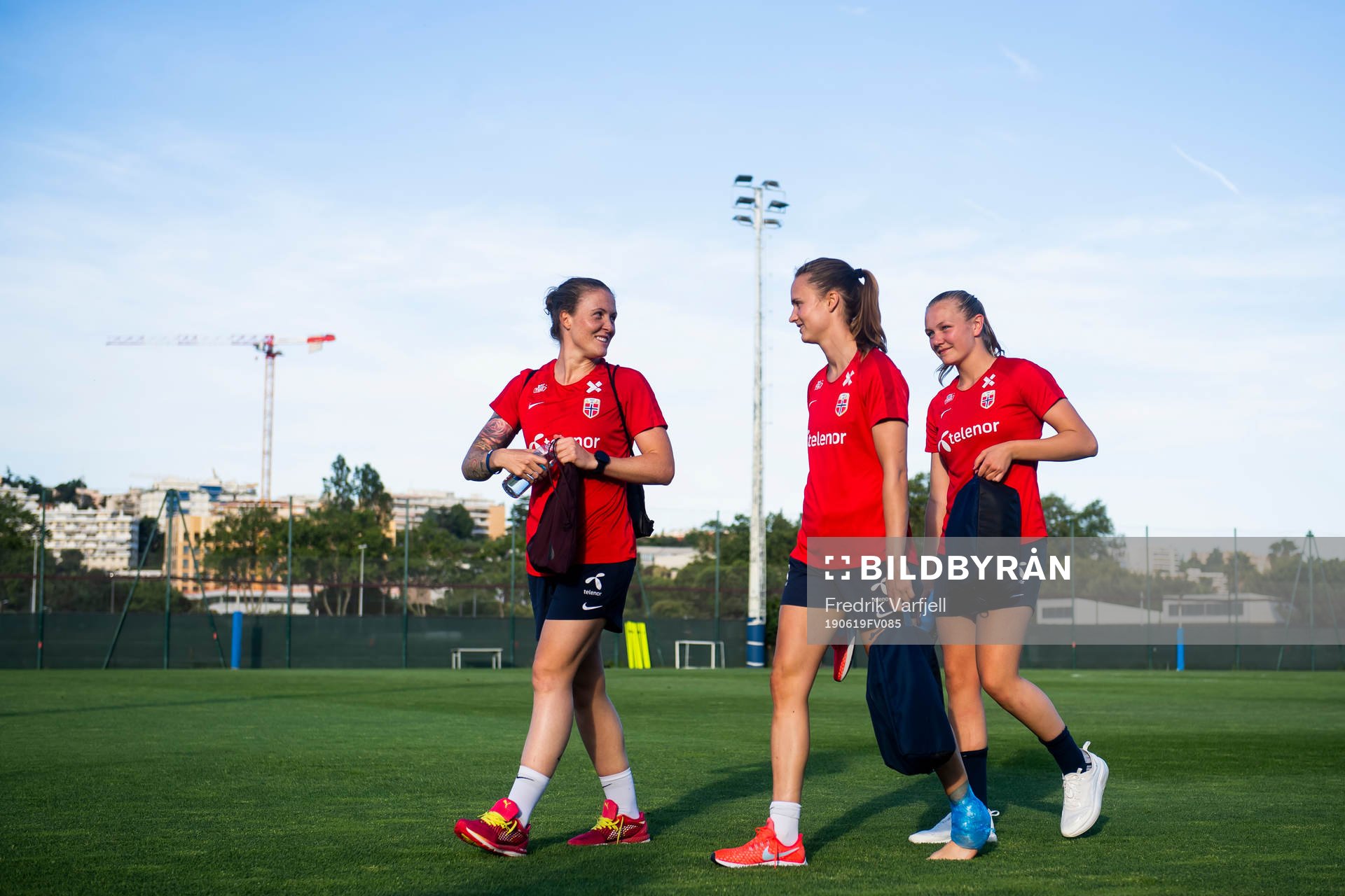 Isabell Lehn Herlovsen, Caroline Graham Hansen and Frida