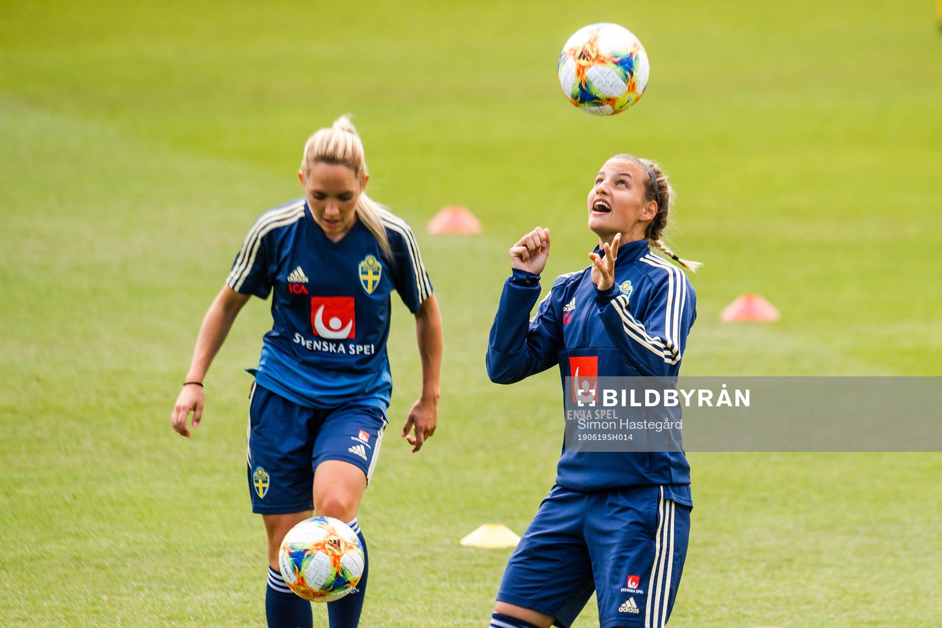 Elin Rubensson and Nathalie Björn of Sweden