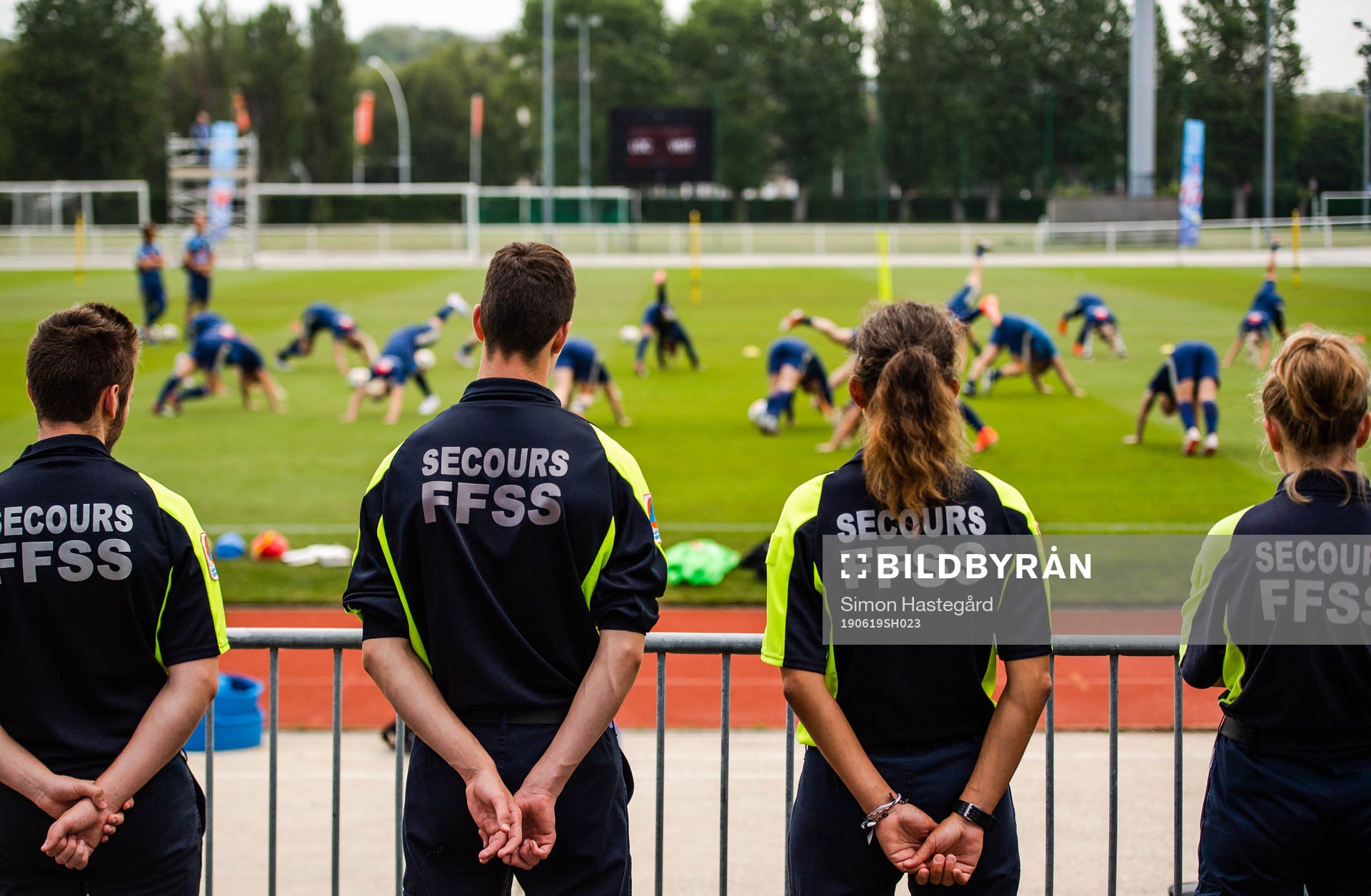 Personnel from the French Federation of Rescue and First Aid