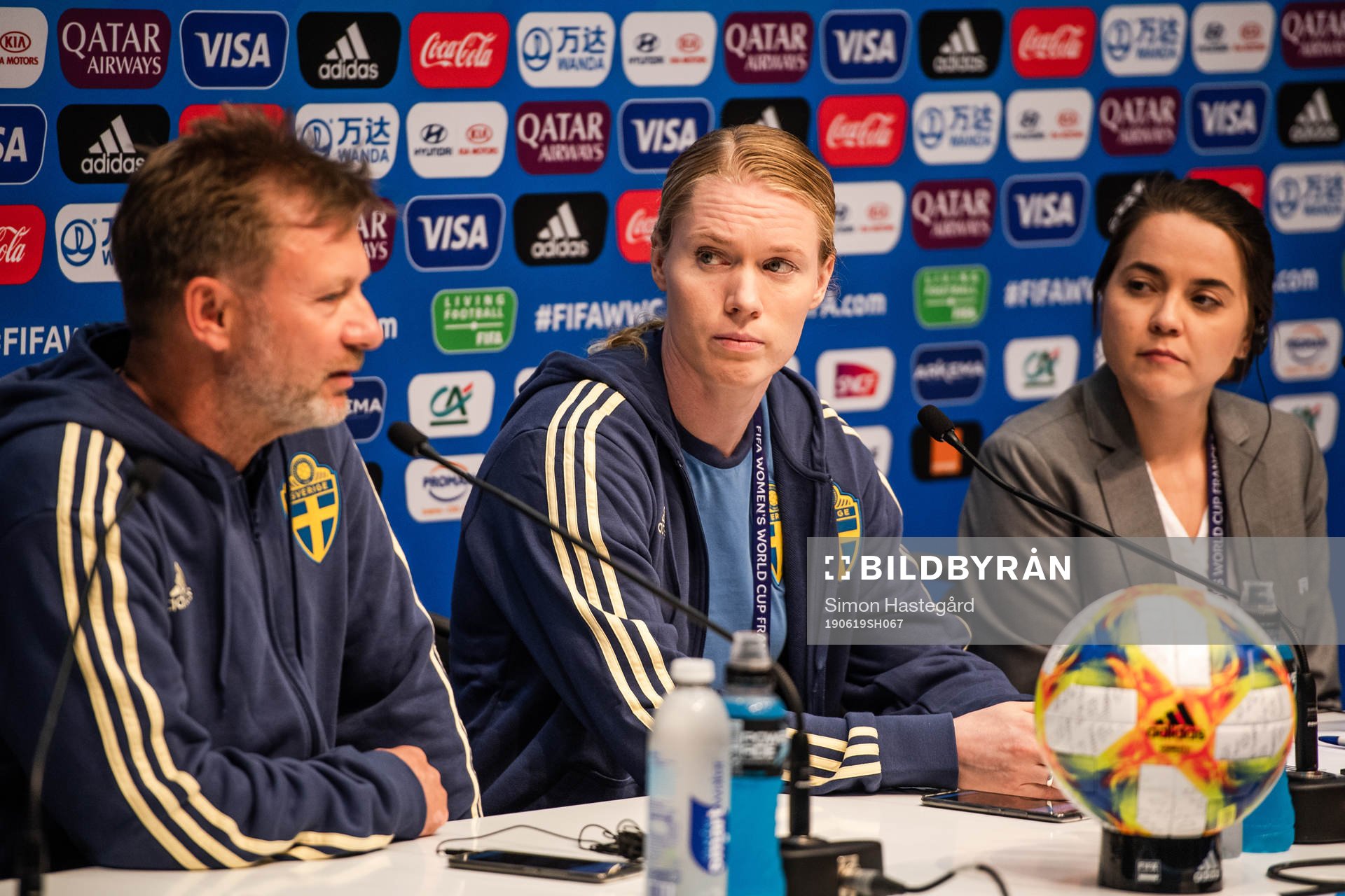 Peter Gerhardsson, Head coach and goalkeeper Hedvig Lindahl