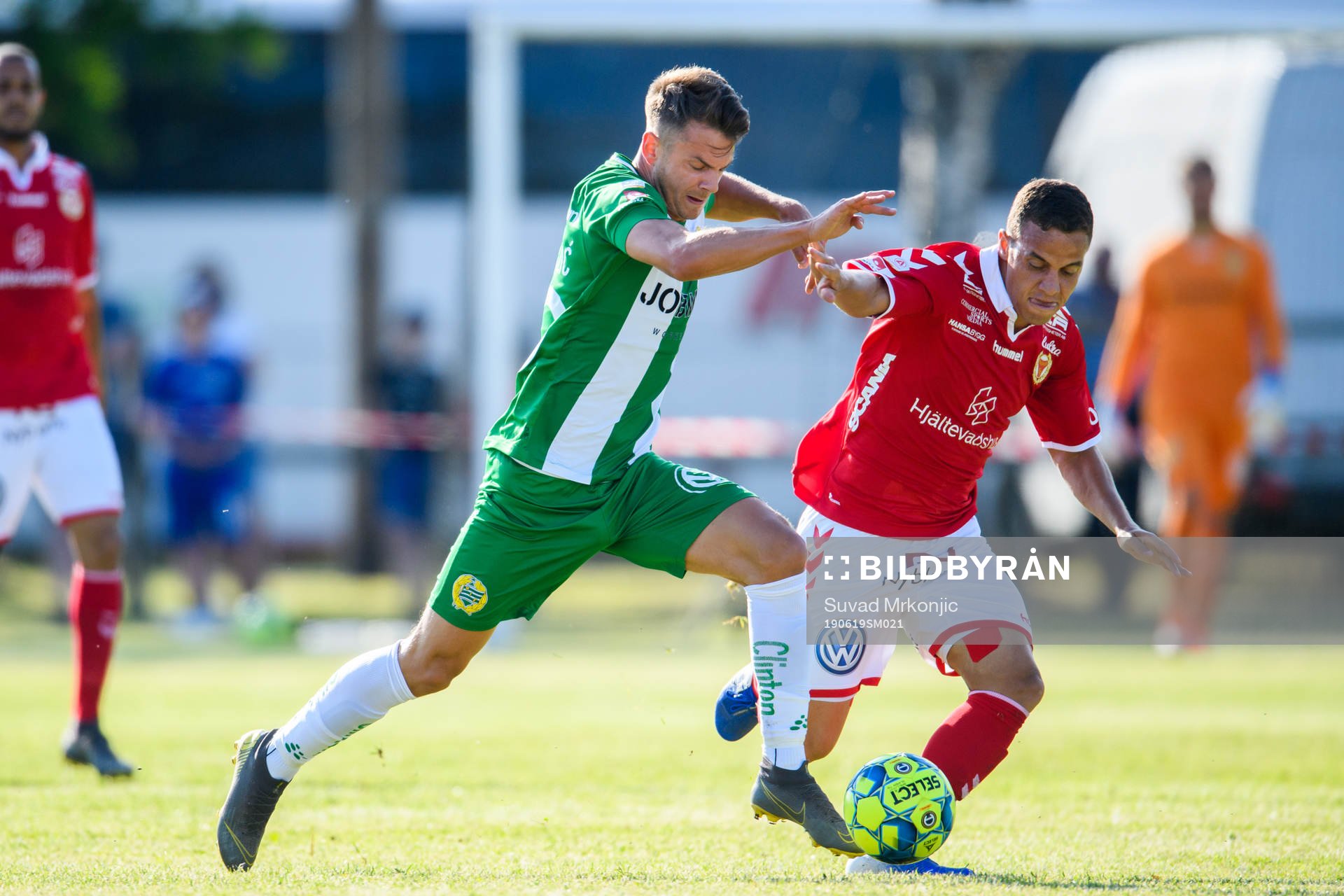 Hammarbys Alexander Kacaniklic och Kalmars Rafael Gimenes