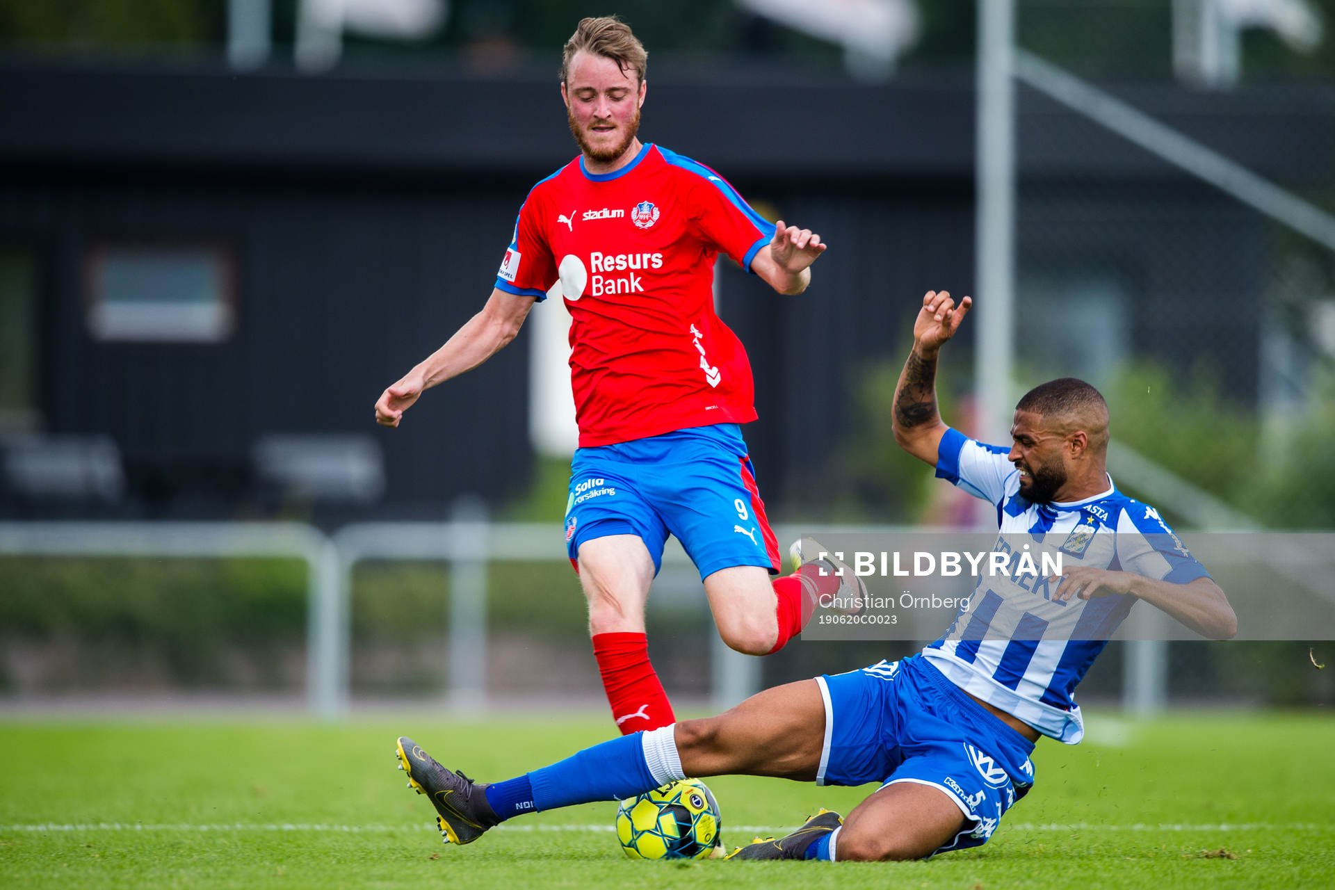 Helsingborgs Rasmus Jönsson och IFK Göteborgs Kristopher