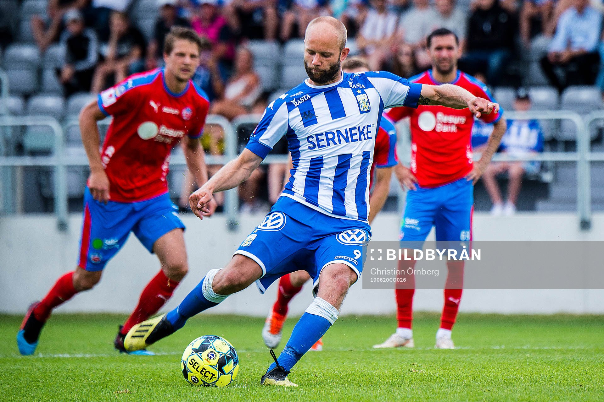 IFK Göteborgs Robin Söder skjuter straff