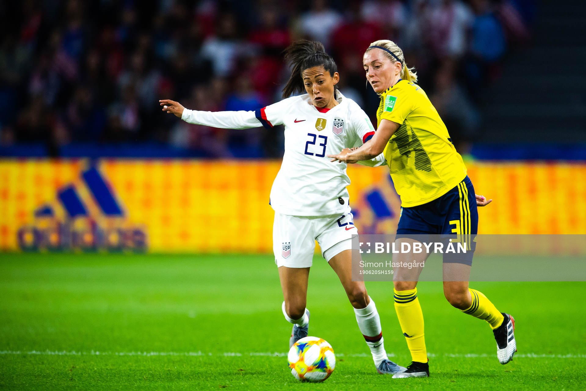 Christen Press of USA and Linda Sembrant of Sweden