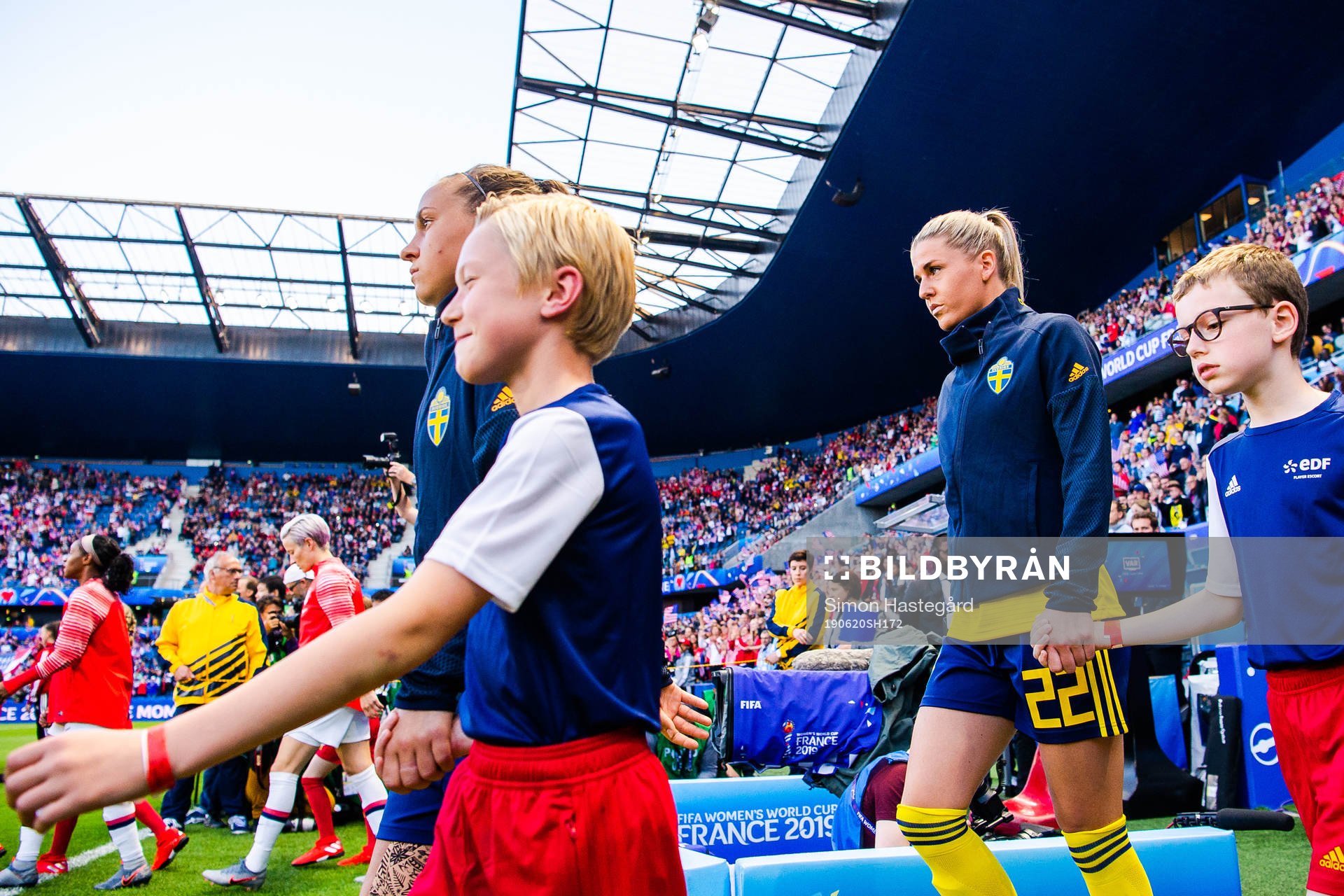 Julia Zigiotti Olme and Olivia Schough of Sweden