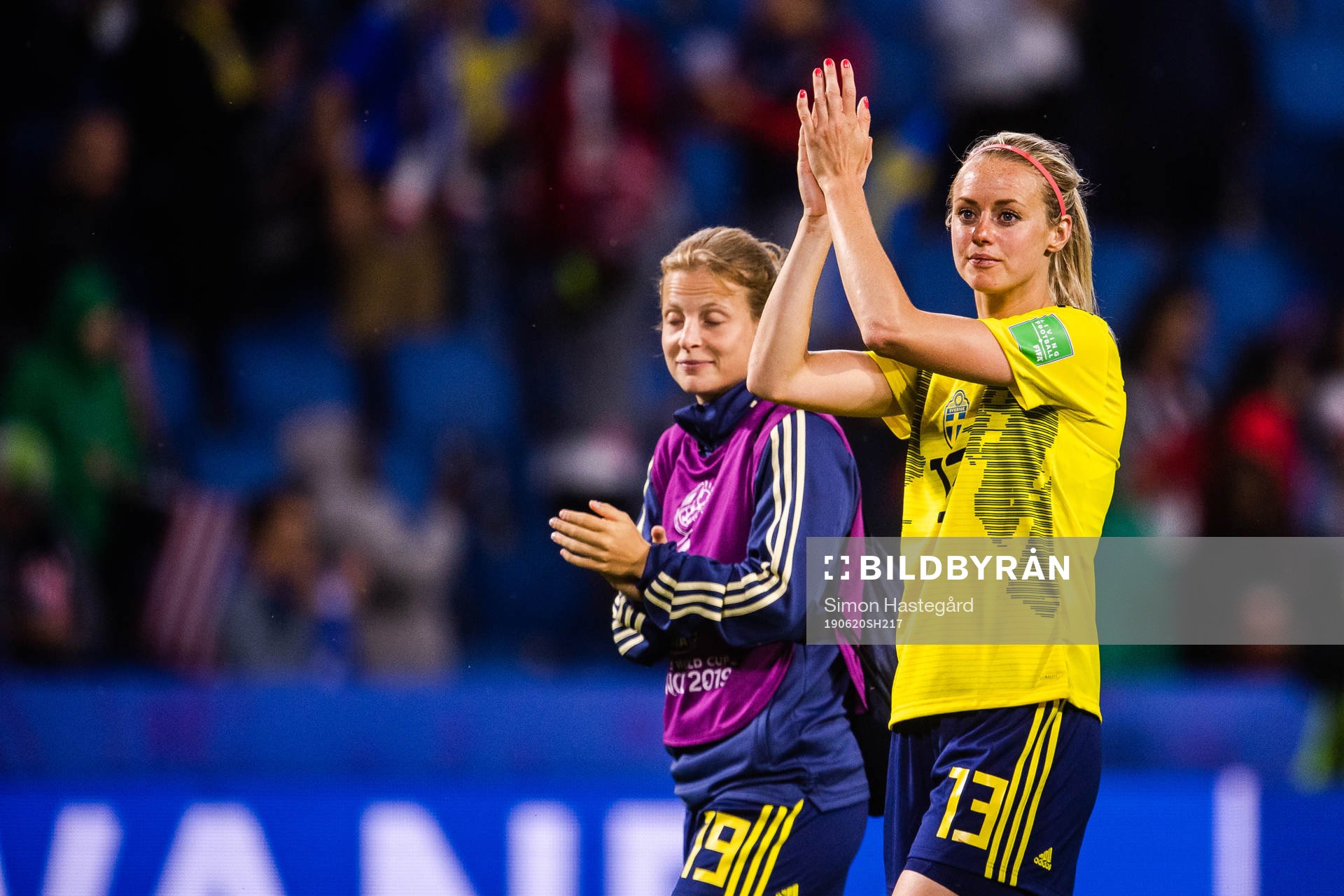 Anna Anvegård and Amanda Ilestedt of Sweden