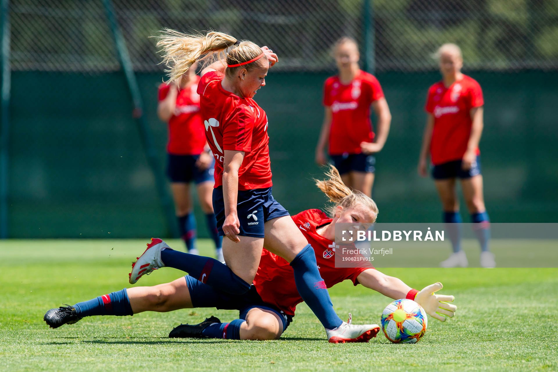 Therese Sessy Åsland and goalkeeper Oda Maria Hove Bogstad