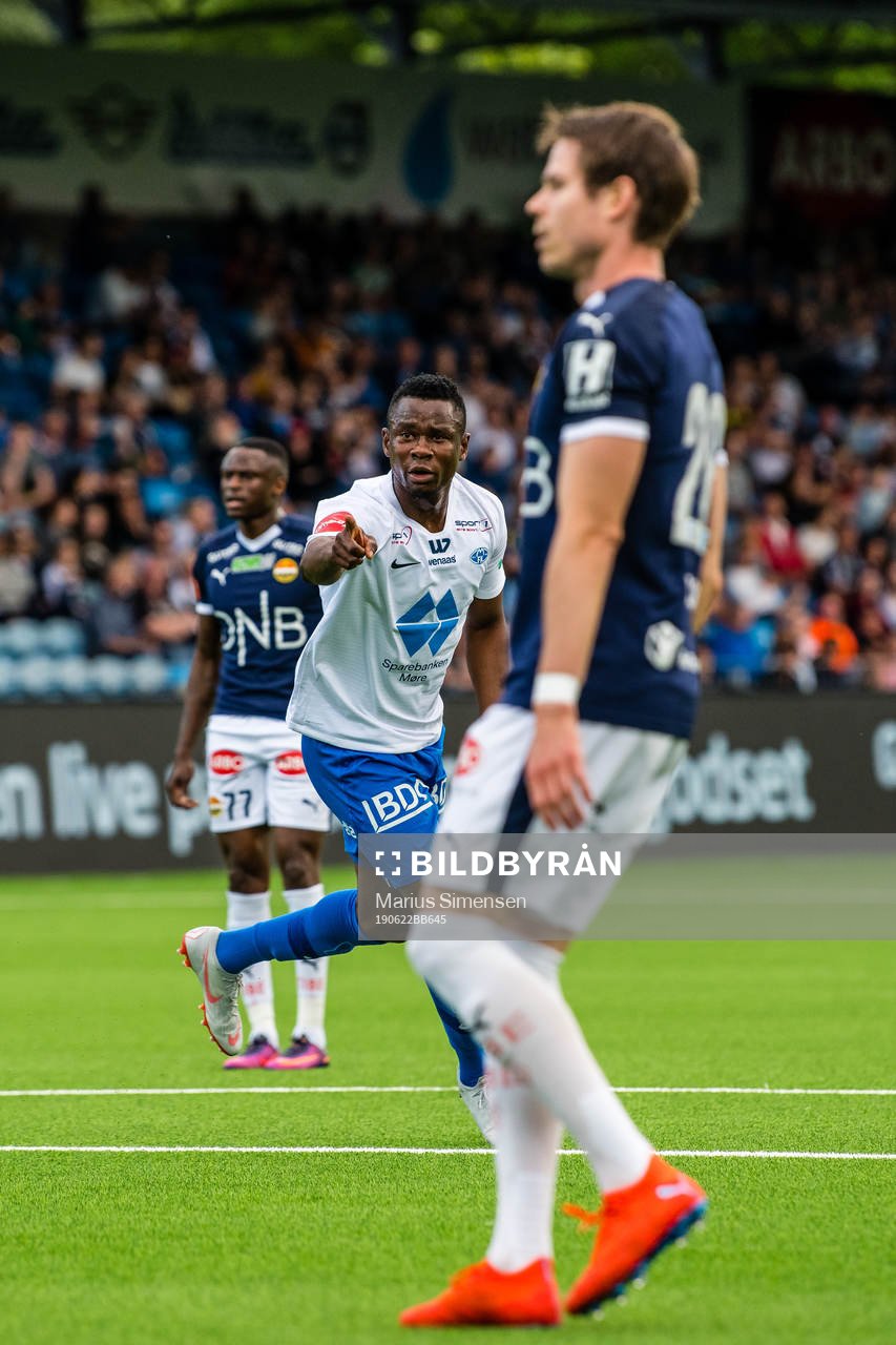 Leke Samson James of Molde celebrates