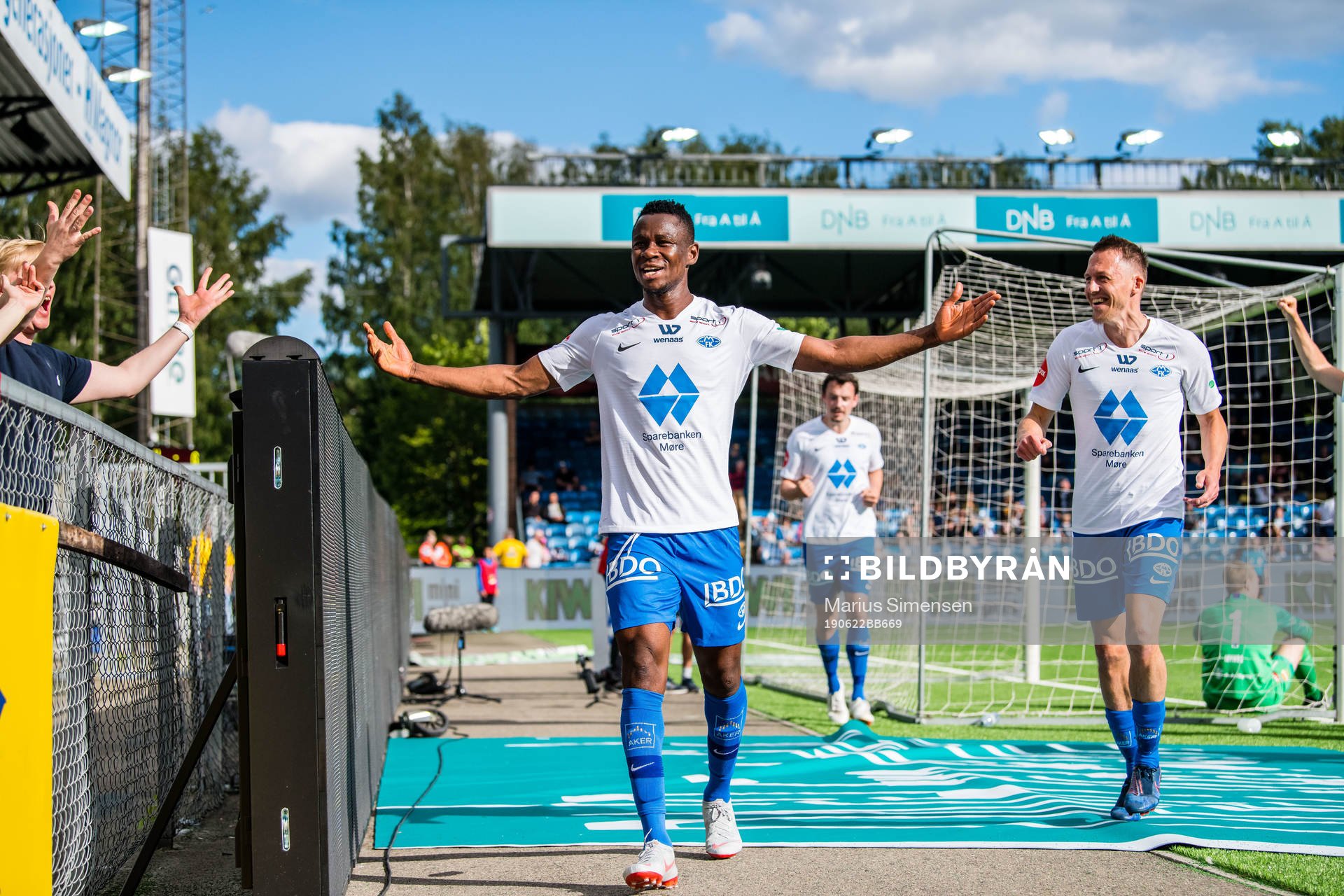 Leke Samson James of Molde celebrates