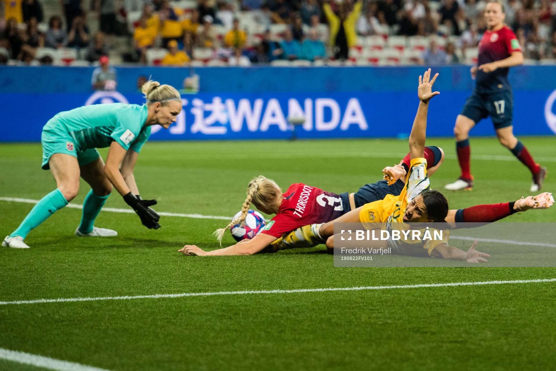 Goalkeeper Ingrid Hjelmseth and Maria Thorisdottir of