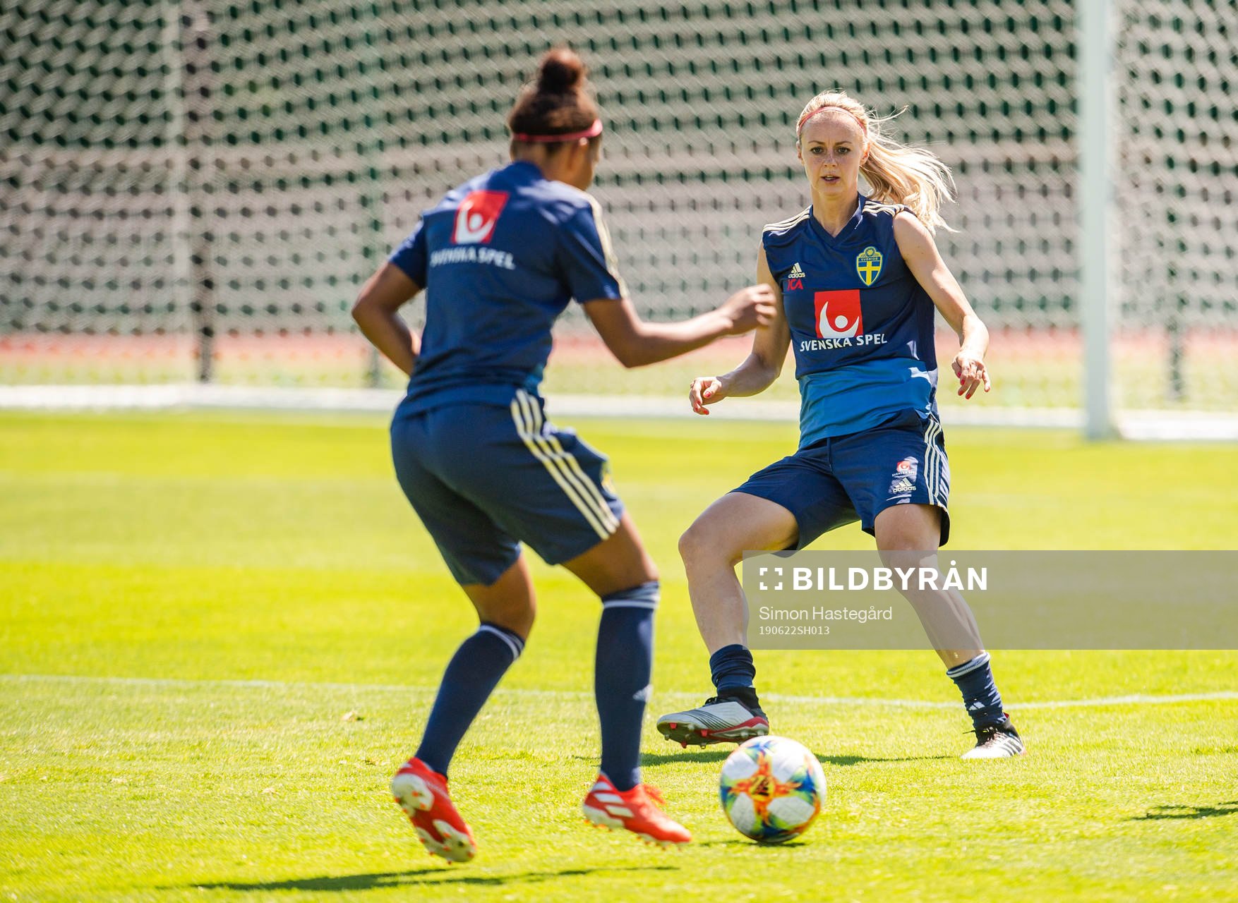 Madelen Janogy and Amanda Ilestedt of Sweden