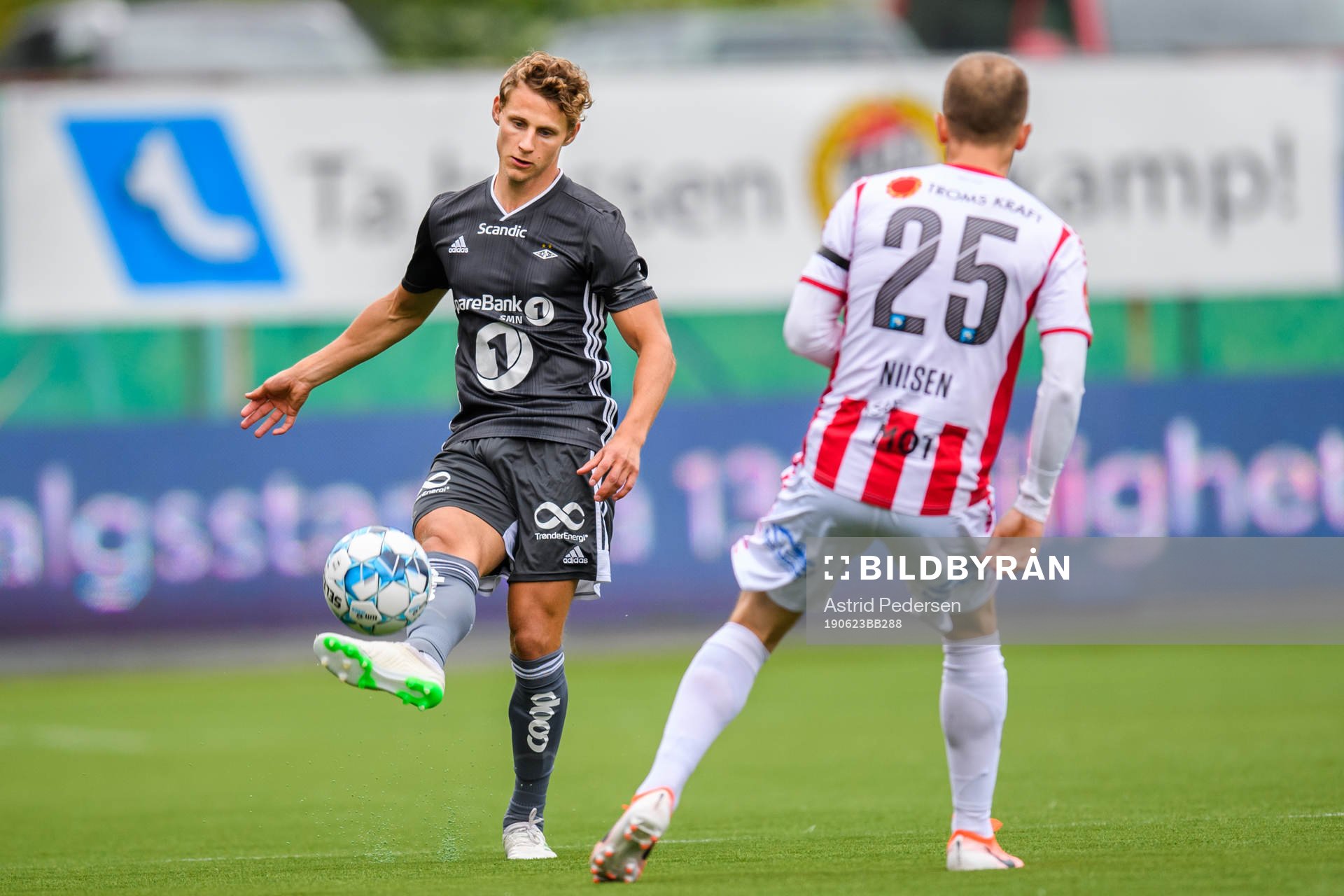 Vegar Eggen Hedenstad of Rosenborg and Lasse Nilsen of