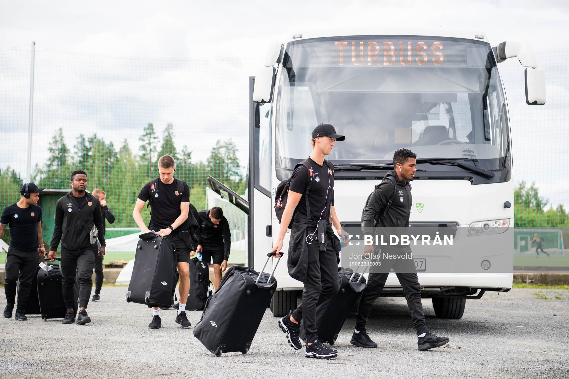 Jørgen Hatlehol and Erikson Spinola Lima of Aalesund arrive