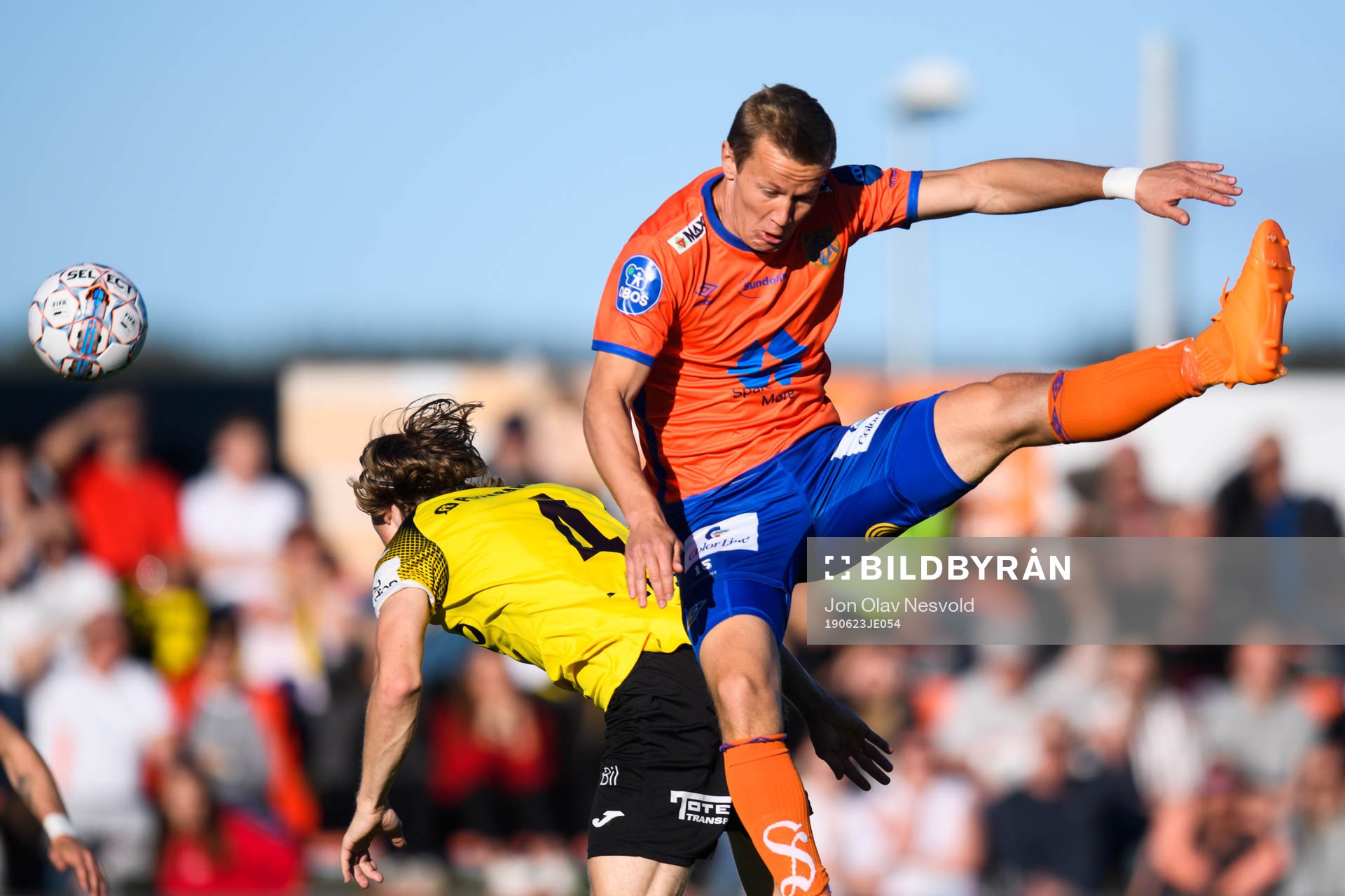 Ståle Steen Sæthre of Aalesund and Stian Simenstad of Raufoss during the OBOS-ligaen match between Raufoss and Aalesund on June 23, 2019 in Raufoss.