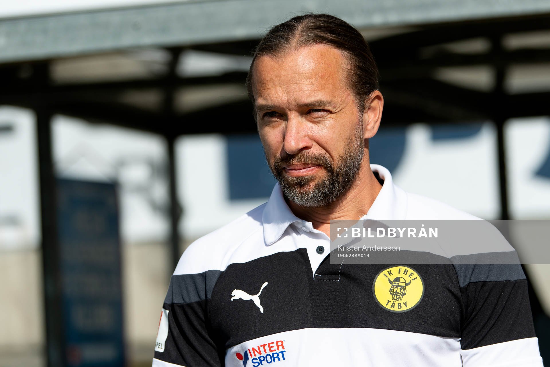 Frejs tränare Lukas Syberyjski före fotbollsmatchen i Superettan mellan Halmstad och Frej den 23 juni 2019 i Halmstad.