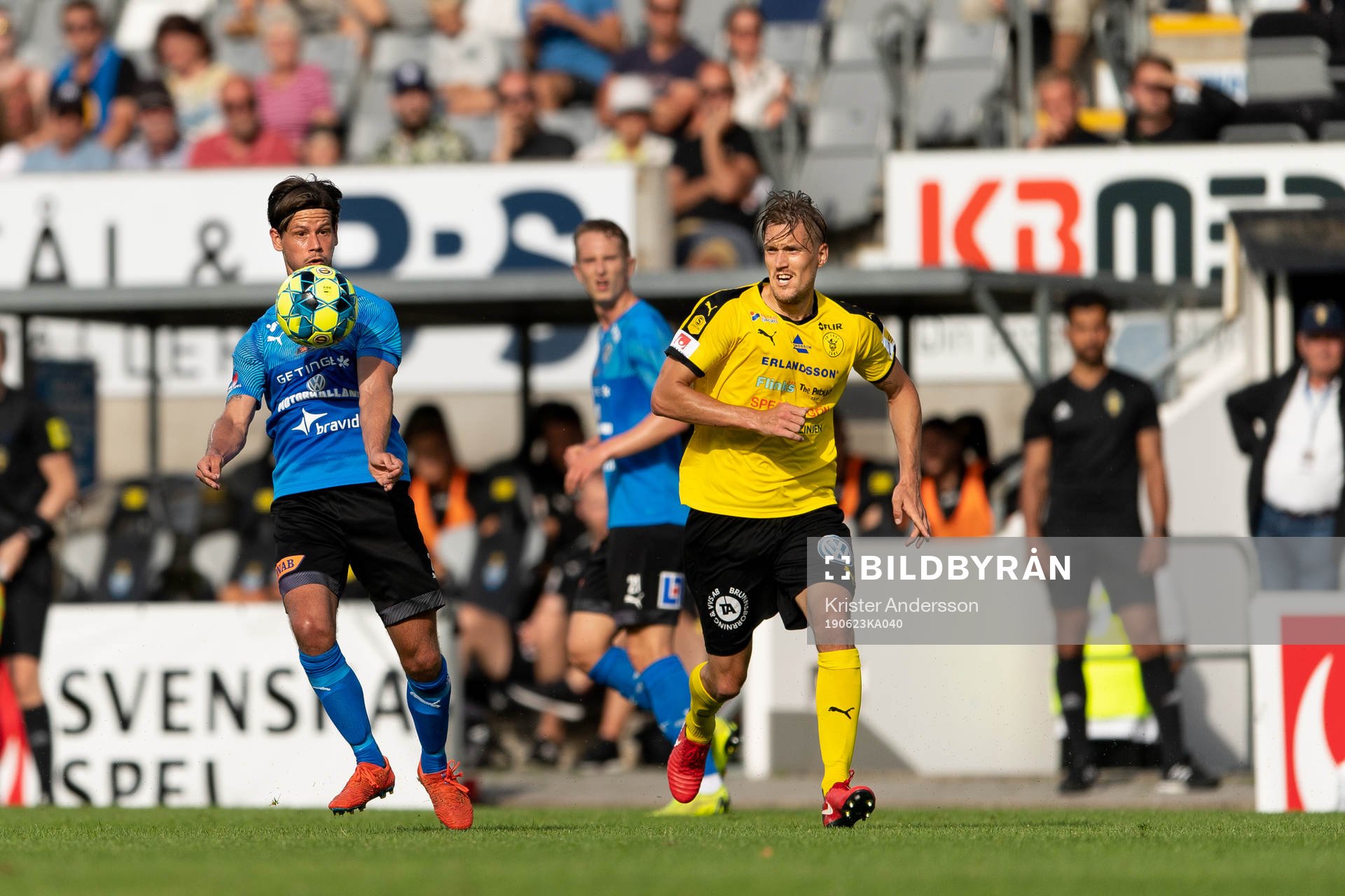 Halmstads Dusan Djuric och Frejs Kim Skoglund