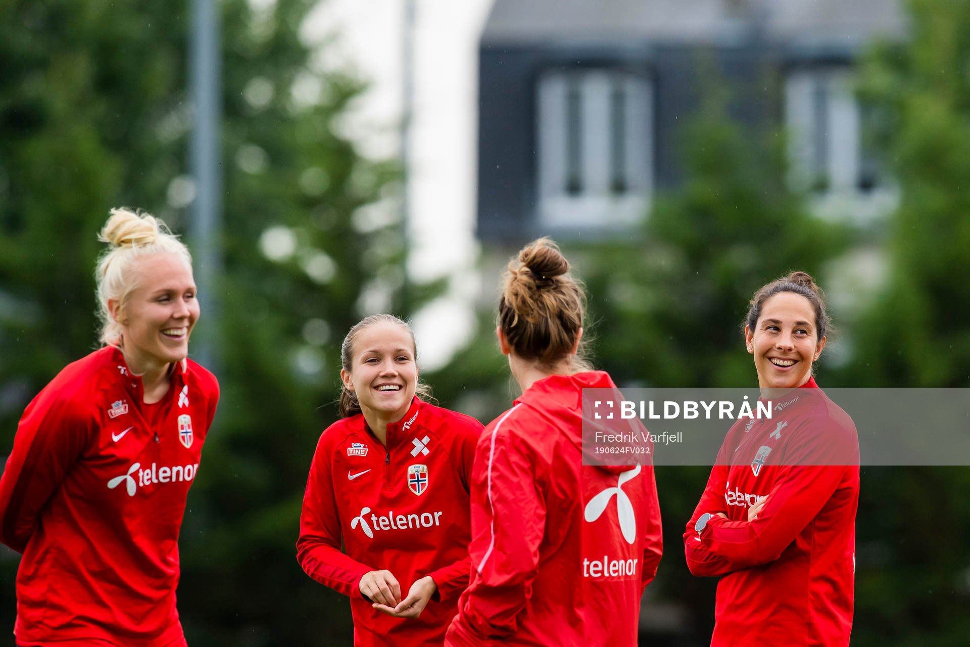 Maria Thorisdottir, Guro Reiten, Maren Nævdal Mjelde and
